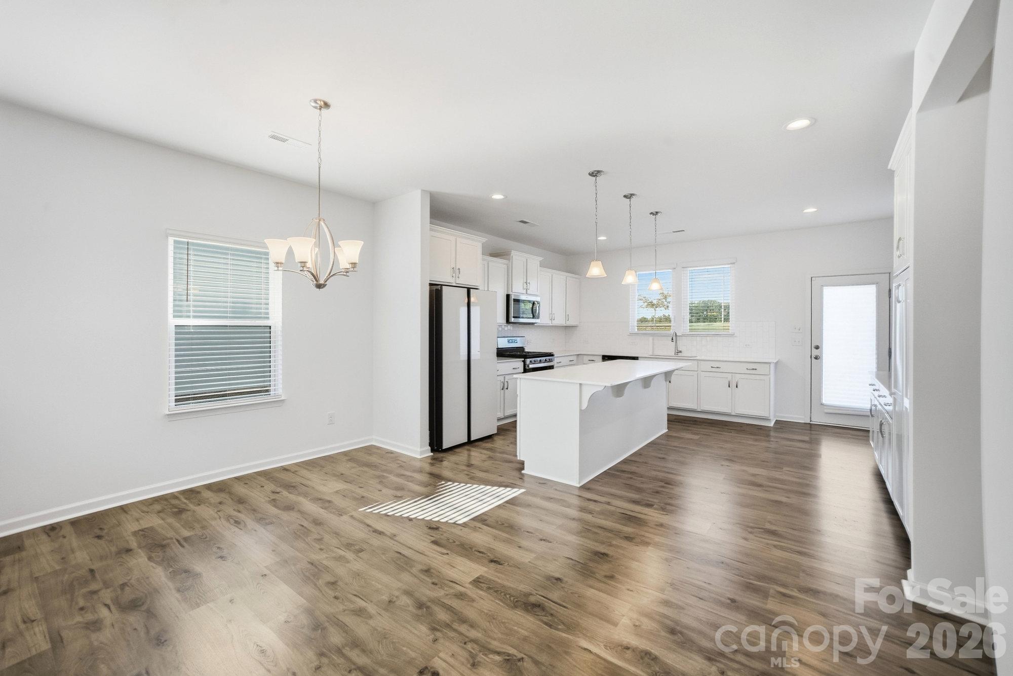 2032 Turnsberry Drive 9 Property Photo 8