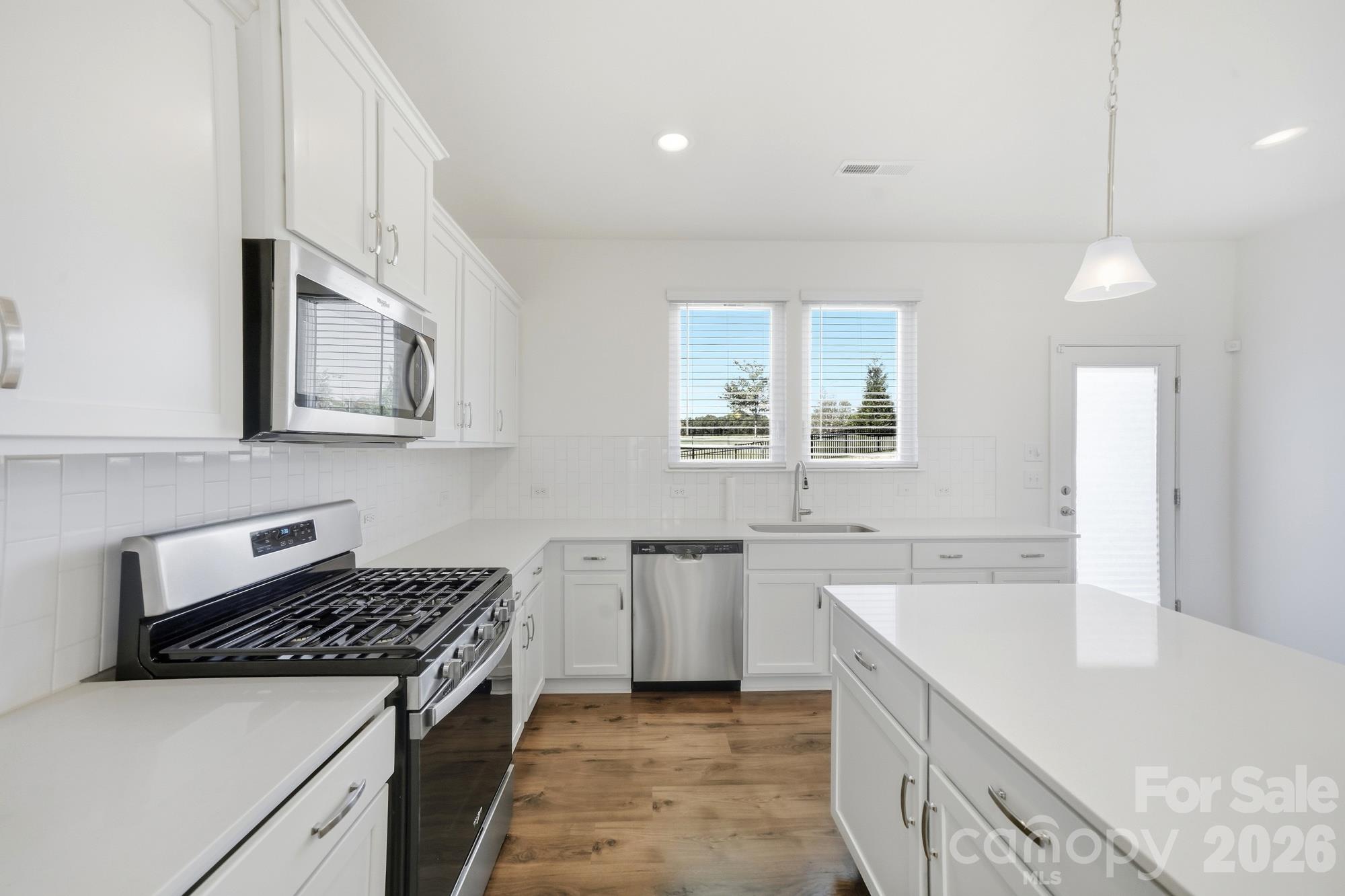 2032 Turnsberry Drive 9 Property Photo 12