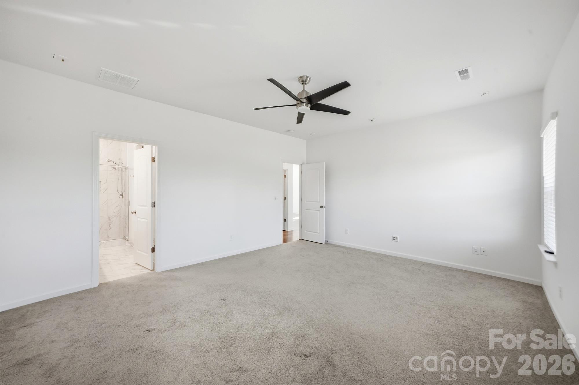 2032 Turnsberry Drive 9 Property Photo 16