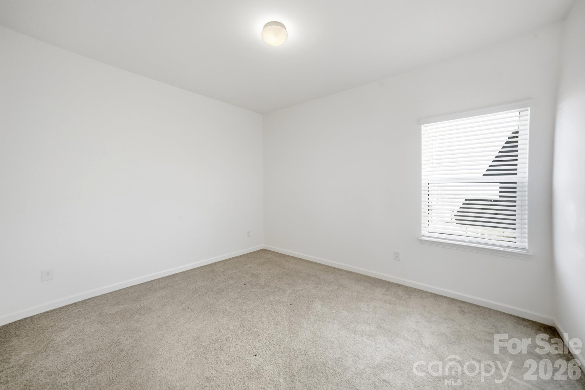2032 Turnsberry Drive 9 Property Photo 20