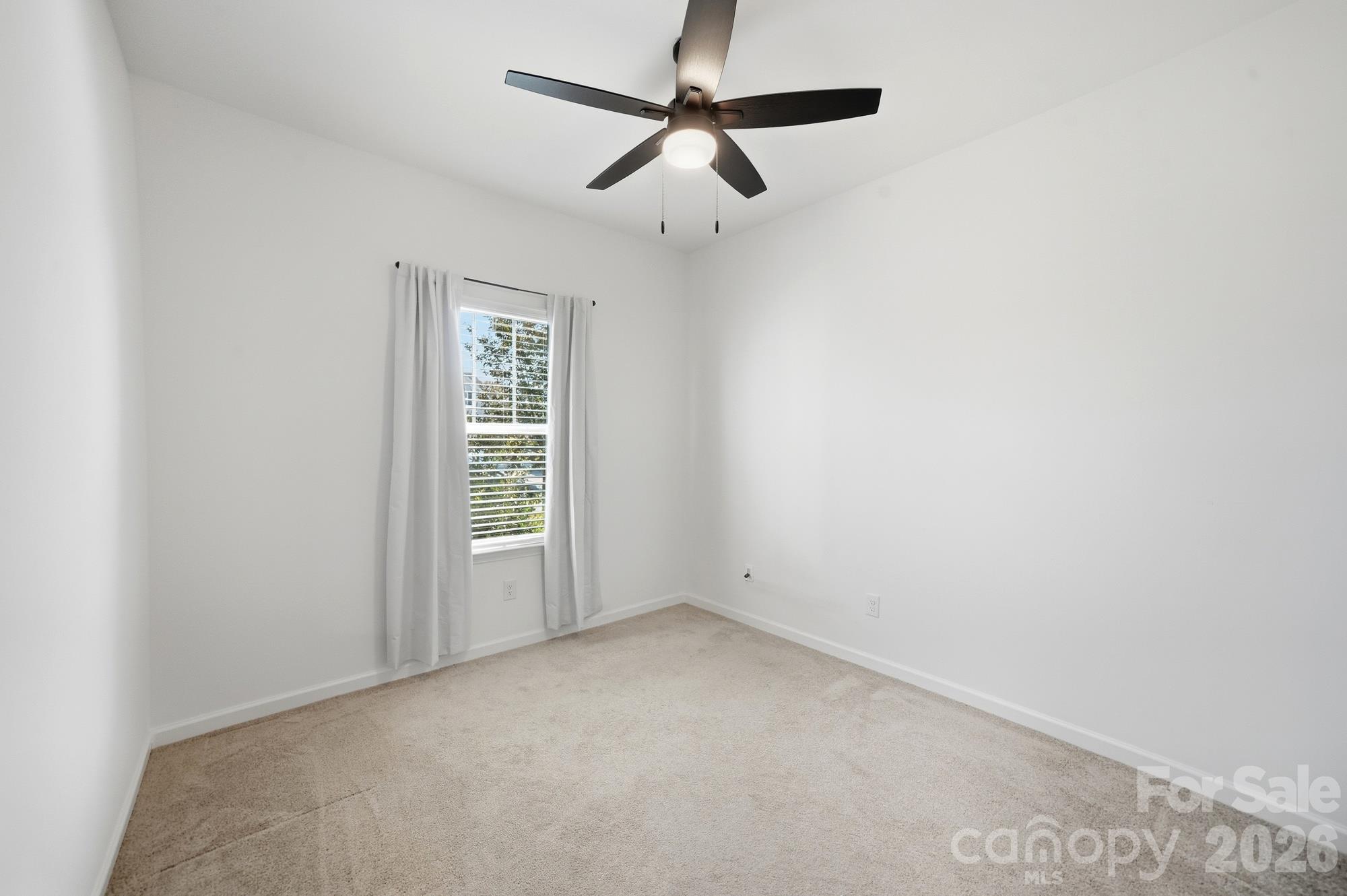 2032 Turnsberry Drive 9 Property Photo 23