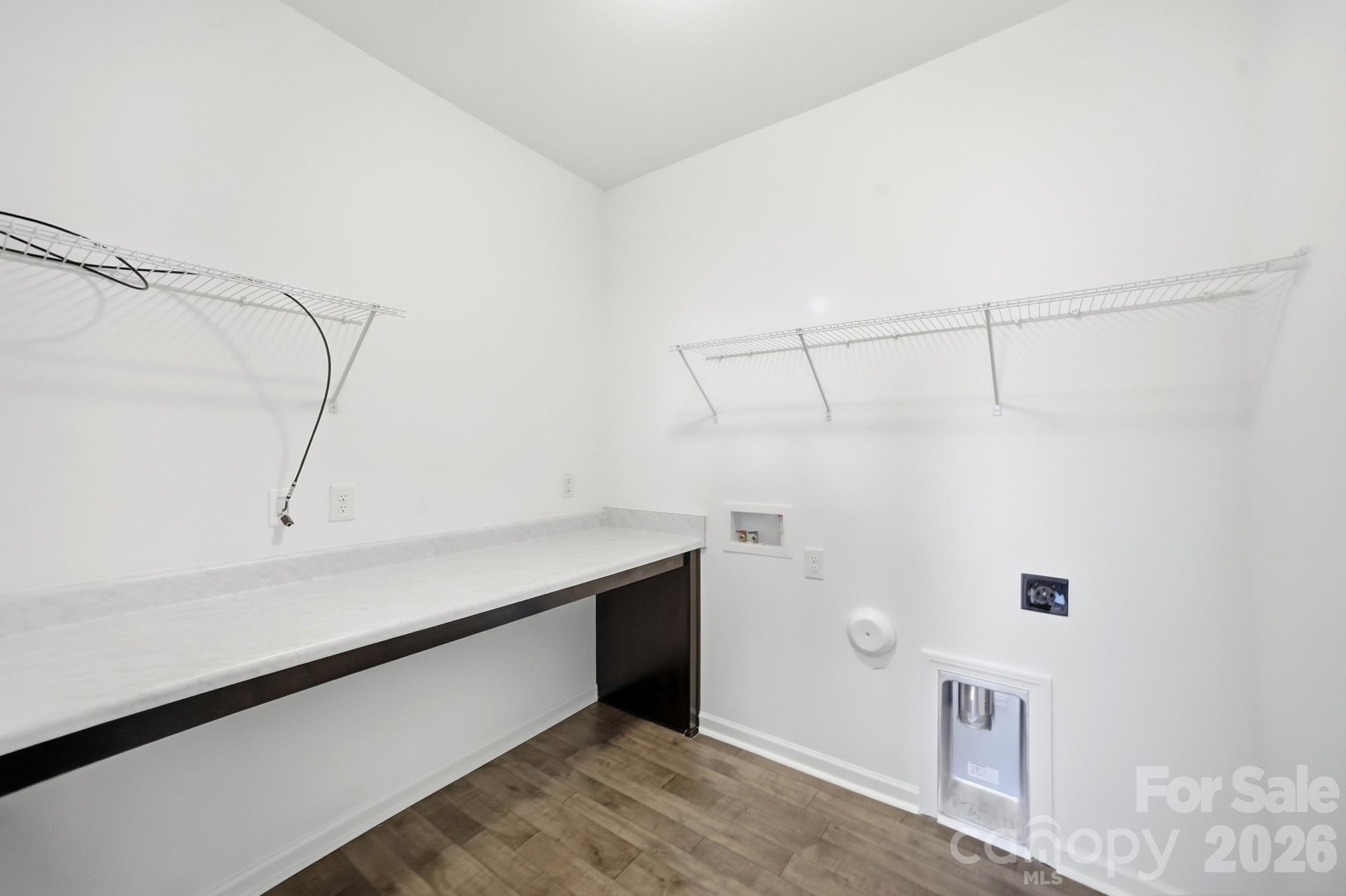 2032 Turnsberry Drive 9 Property Photo 25