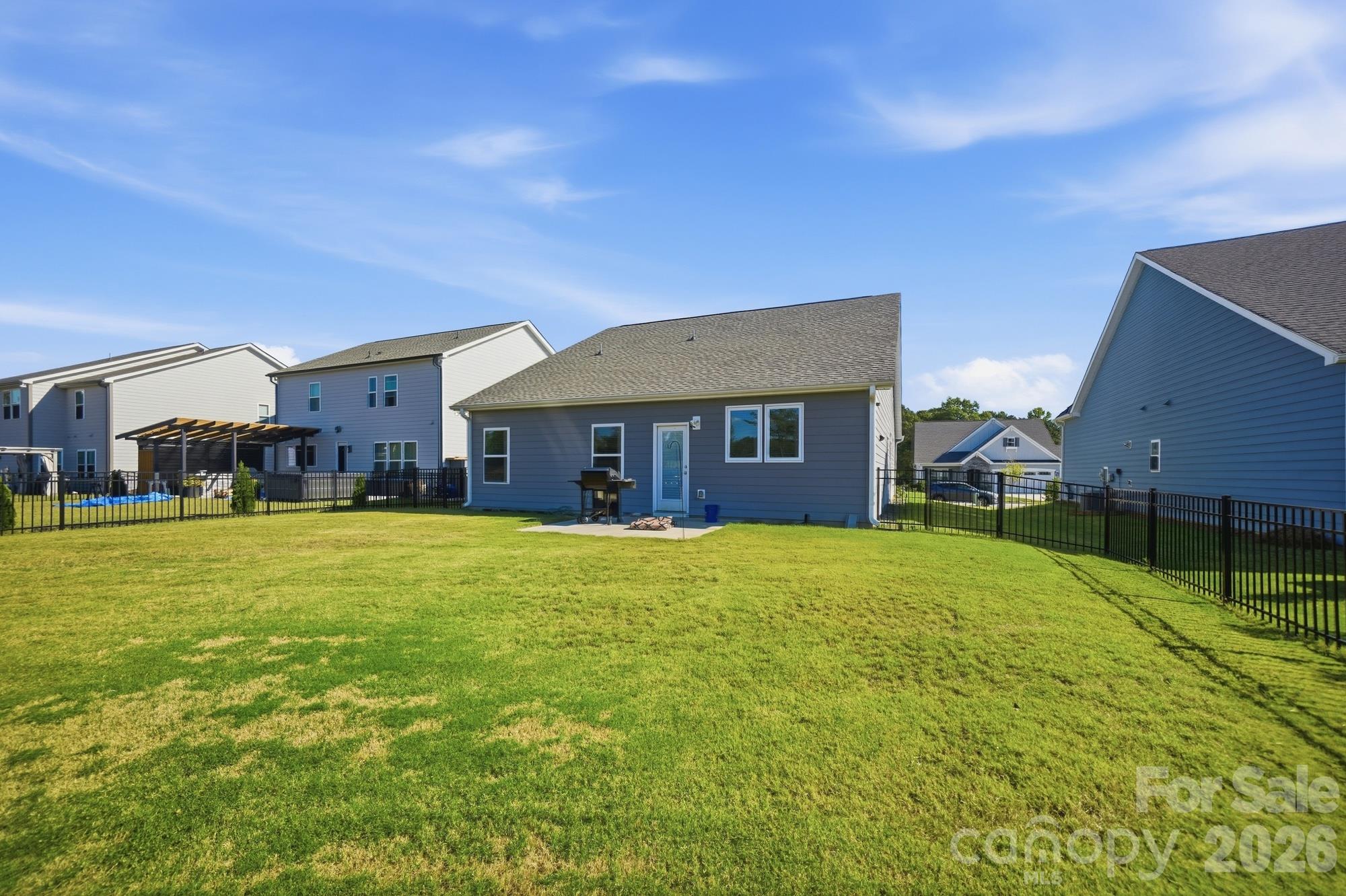 2032 Turnsberry Drive 9 Property Photo 29