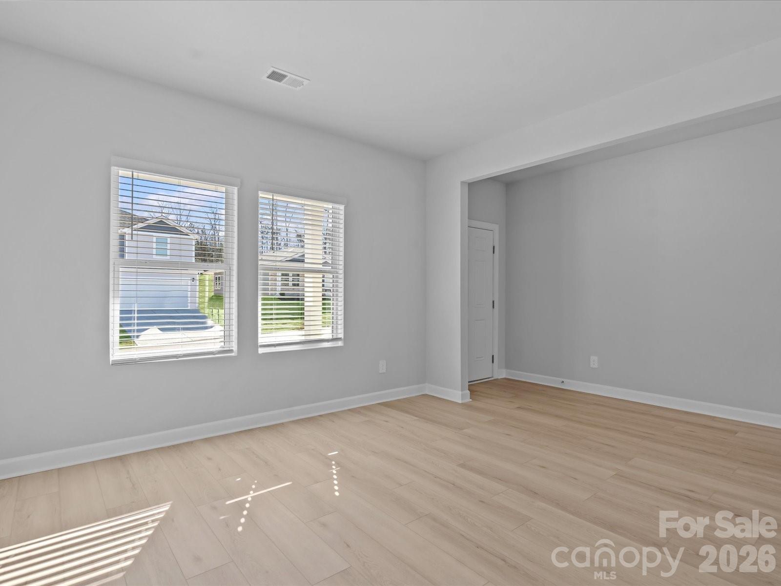 133 Frontiersman Drive Property Photo 2