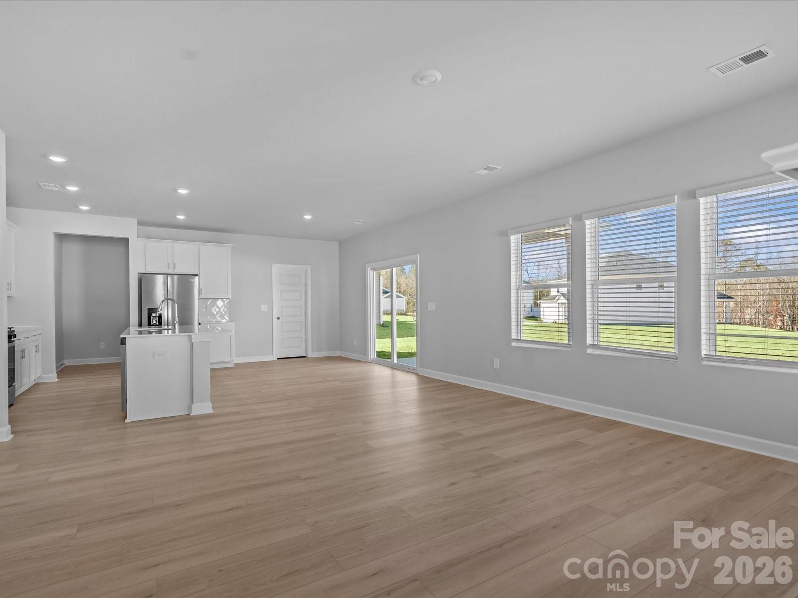 133 Frontiersman Drive Property Photo 8