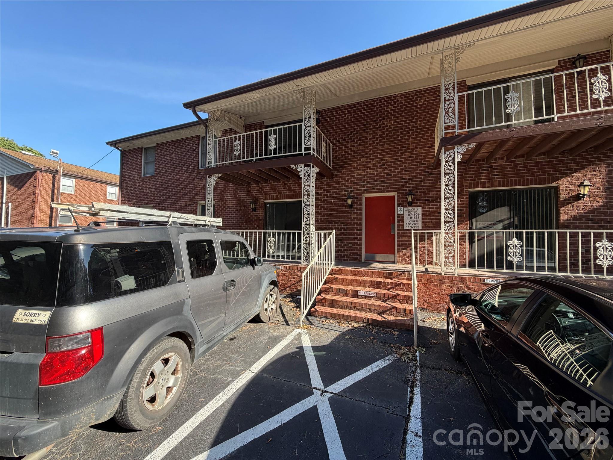 101 Carriage House Drive Property Photo 1