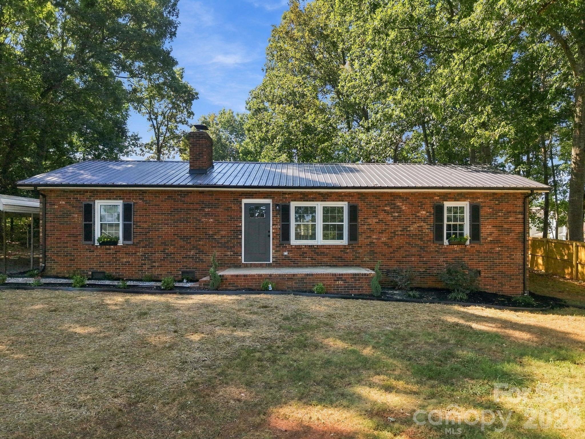 3231 Frazier Drive Property Photo 1