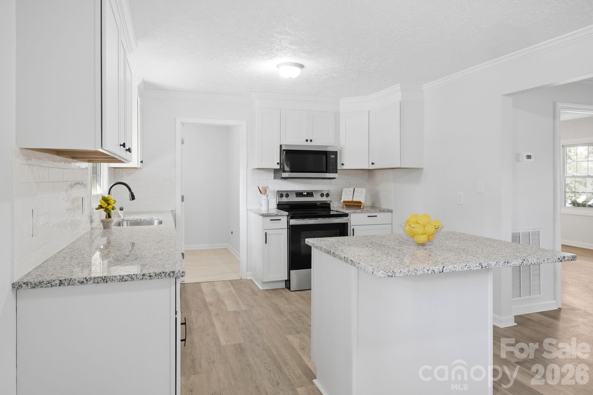 3231 Frazier Drive Property Photo 25