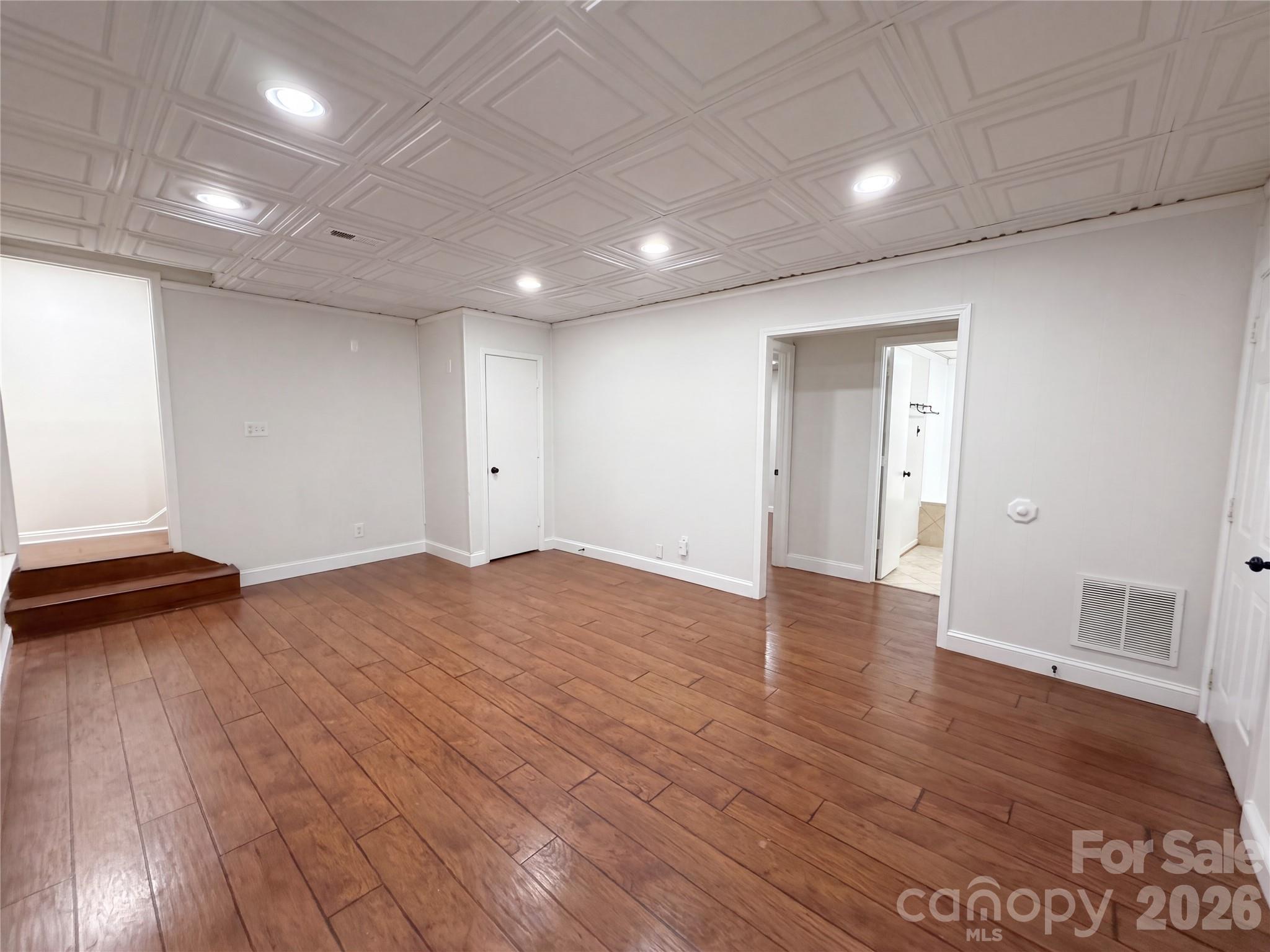 4043 Windward Drive Property Photo 25