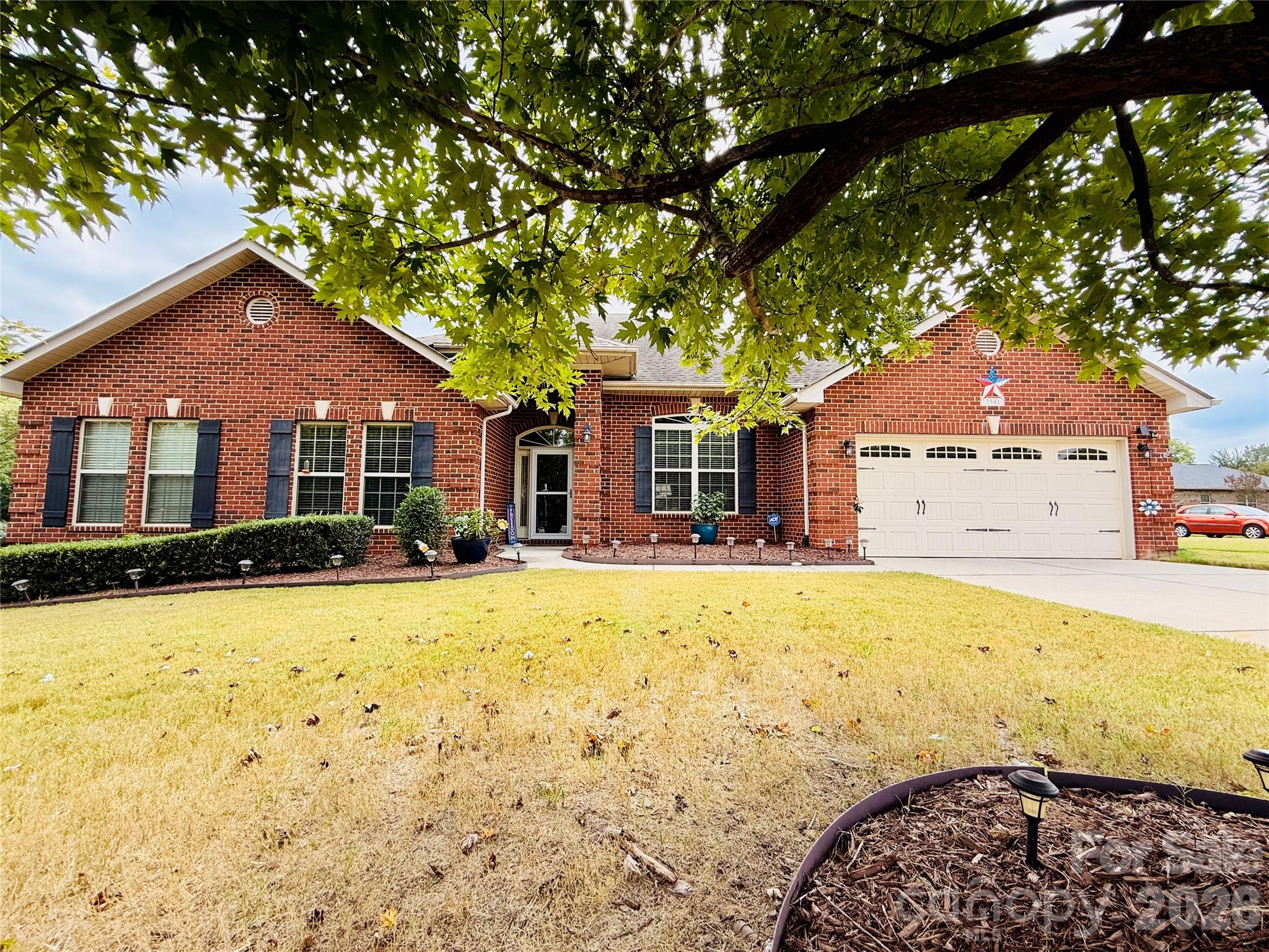 2581 Flintshire Lane Property Photo 1