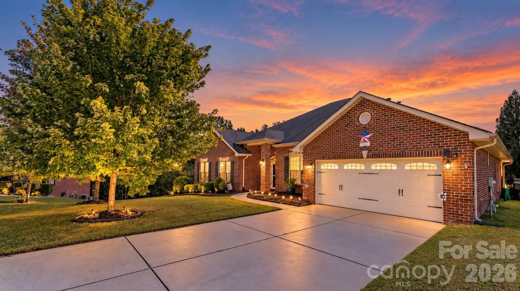 2581 Flintshire Lane Property Photo 1