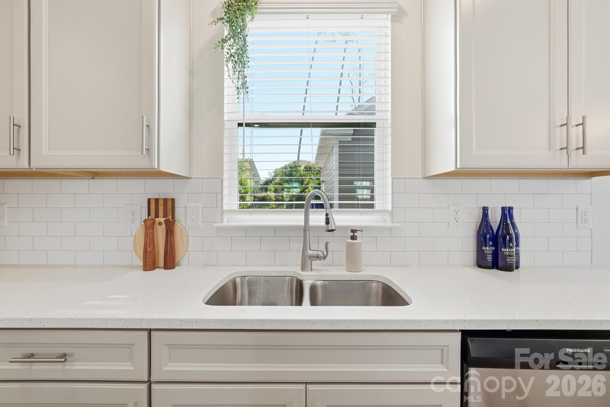 1117 Township Parkway Property Photo 10