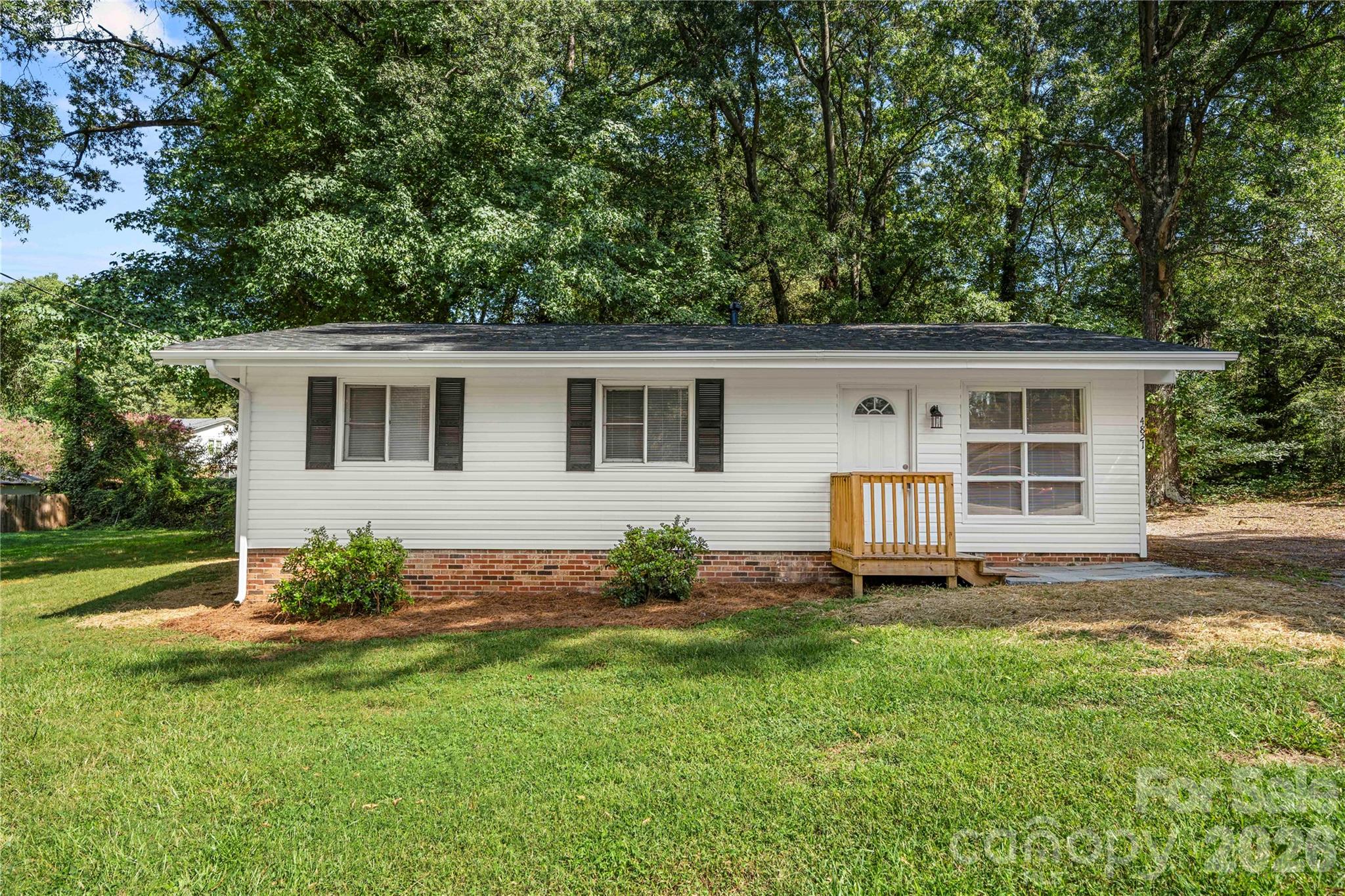 4821 Northaven Drive Property Photo 1