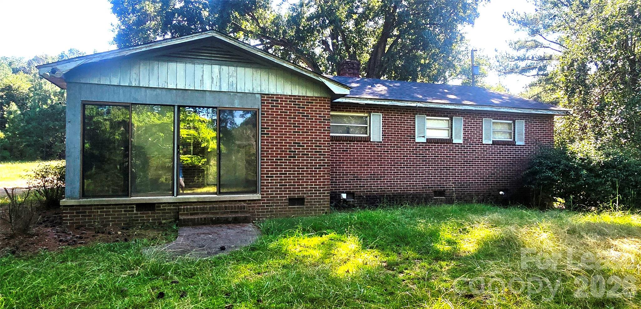 7319 Charlotte Highway Property Photo 2
