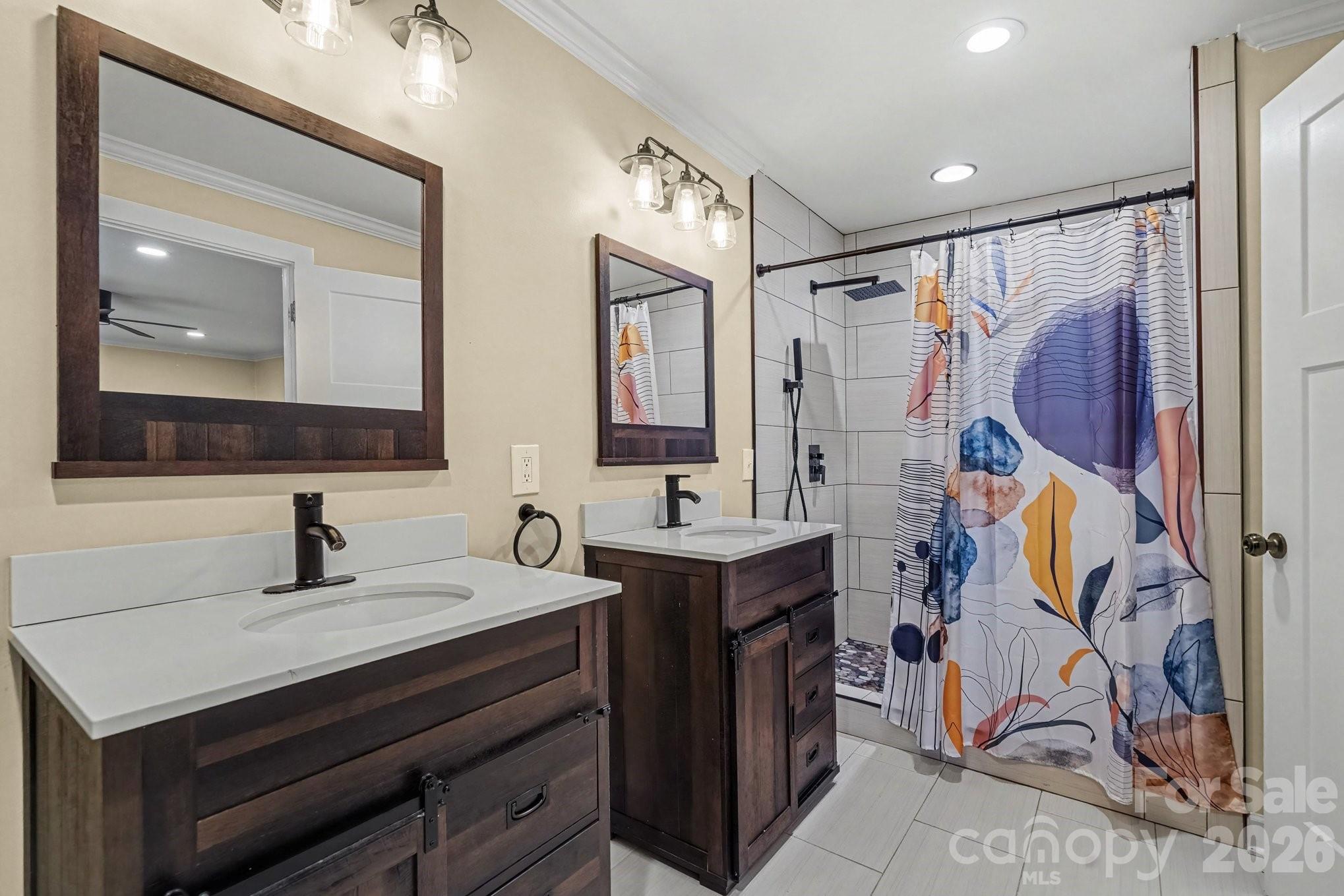 540 Harvell Drive Property Photo 17