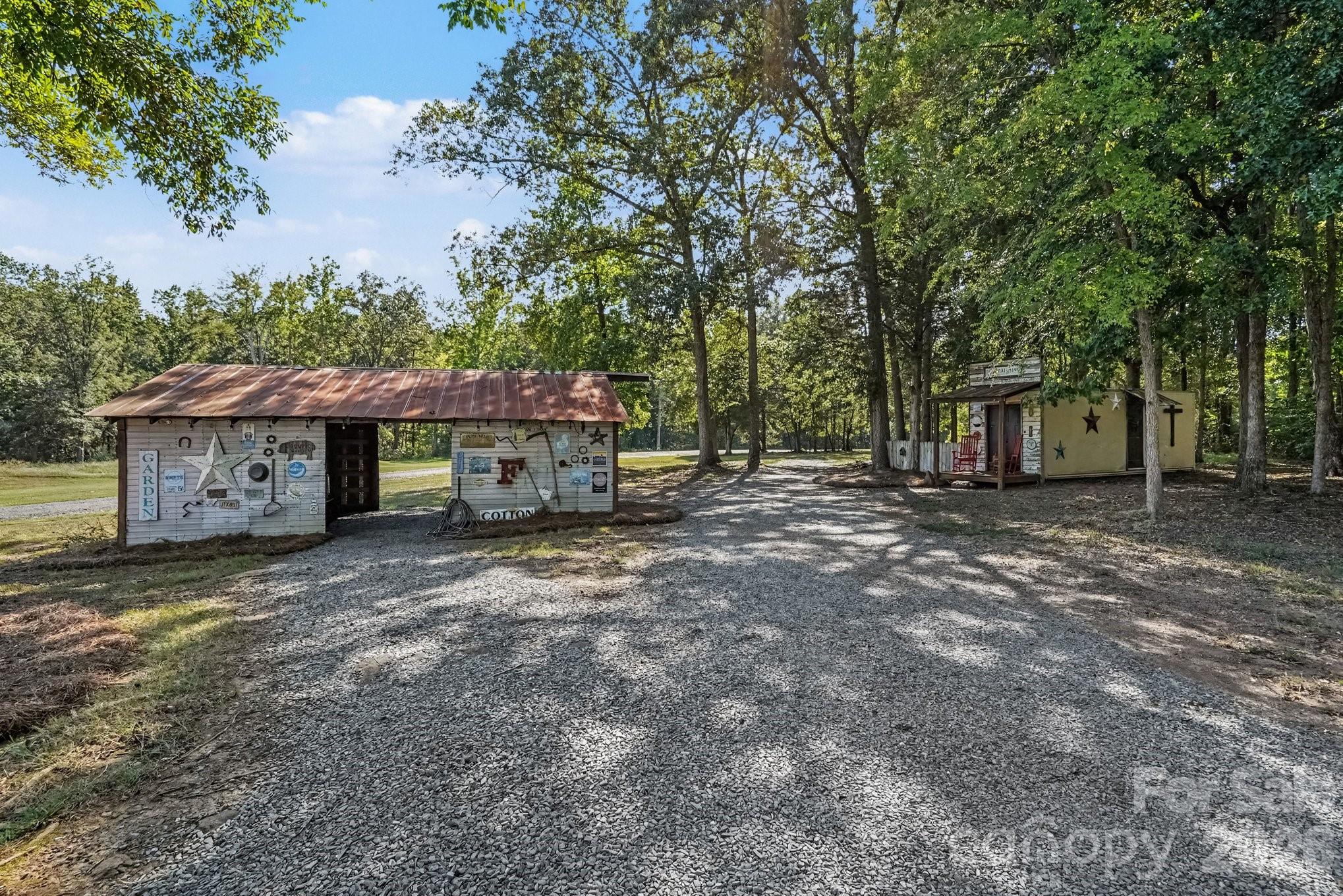 540 Harvell Drive Property Photo 31