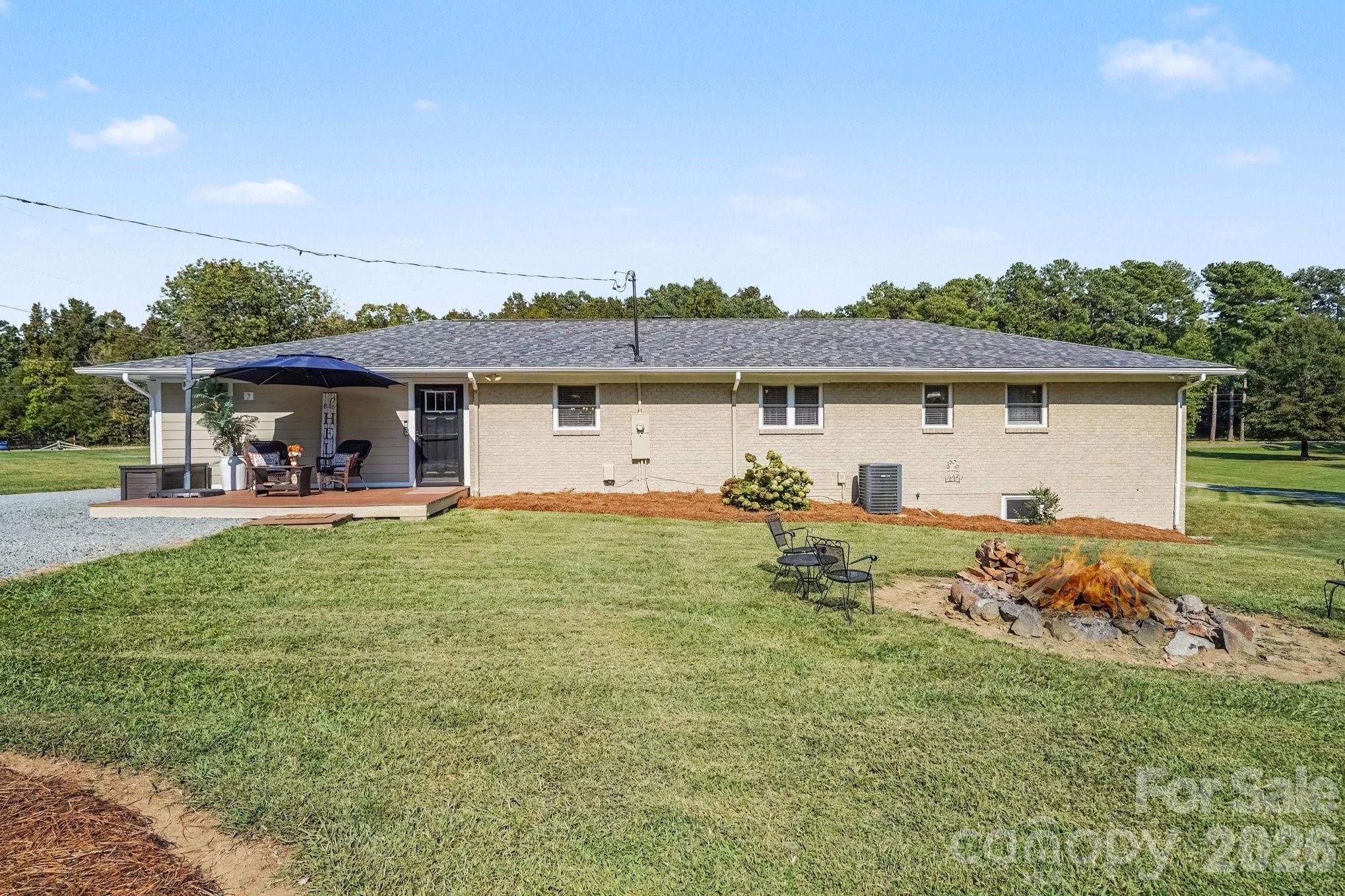540 Harvell Drive Property Photo 32