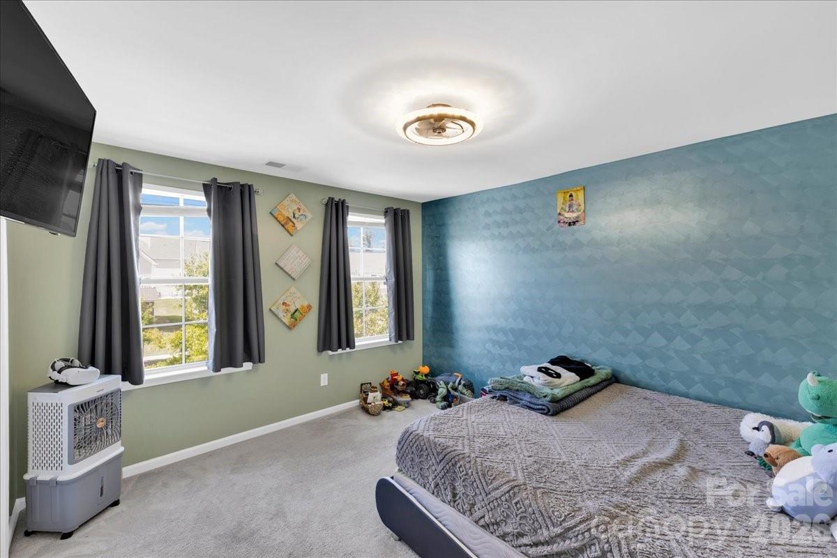 14727 Superior Street Property Photo 21