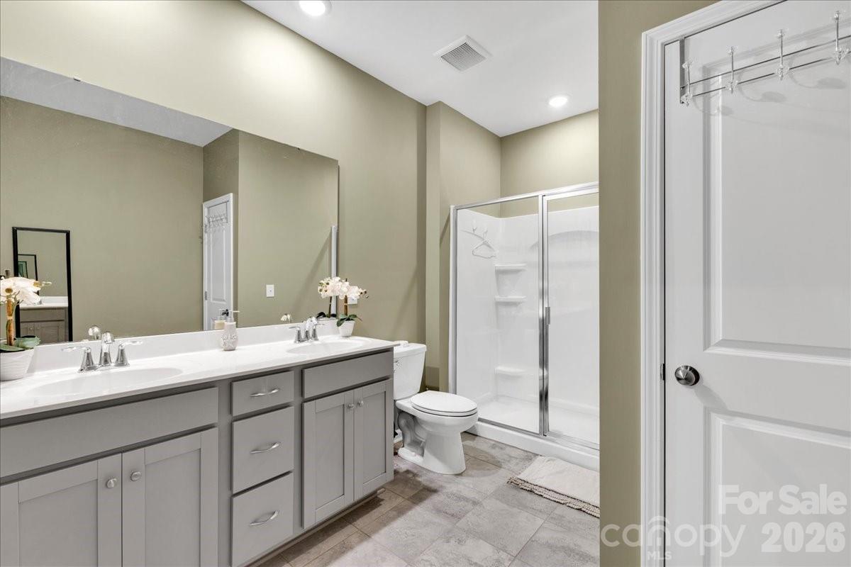 14727 Superior Street Property Photo 27
