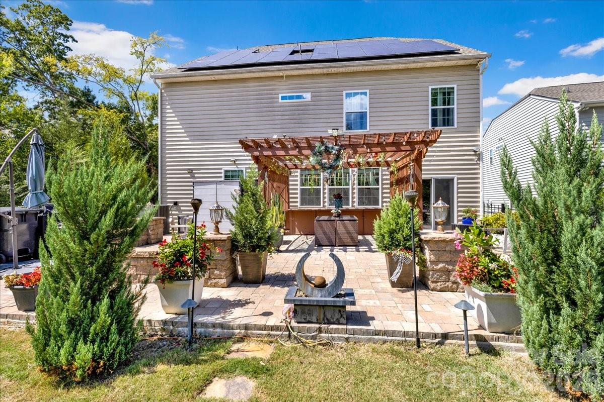14727 Superior Street Property Photo 30