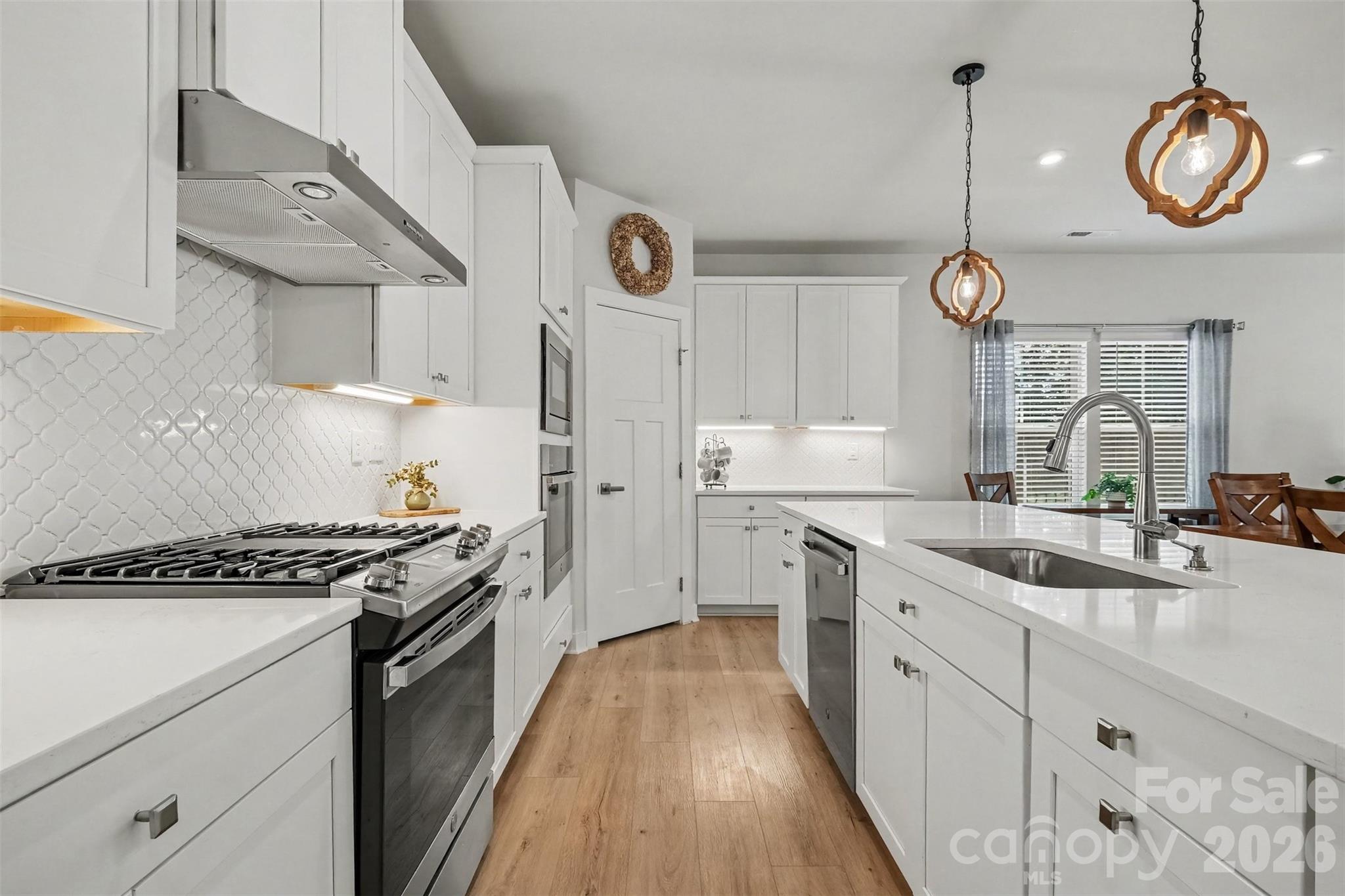 6513 Cumberland Drive Property Photo 4