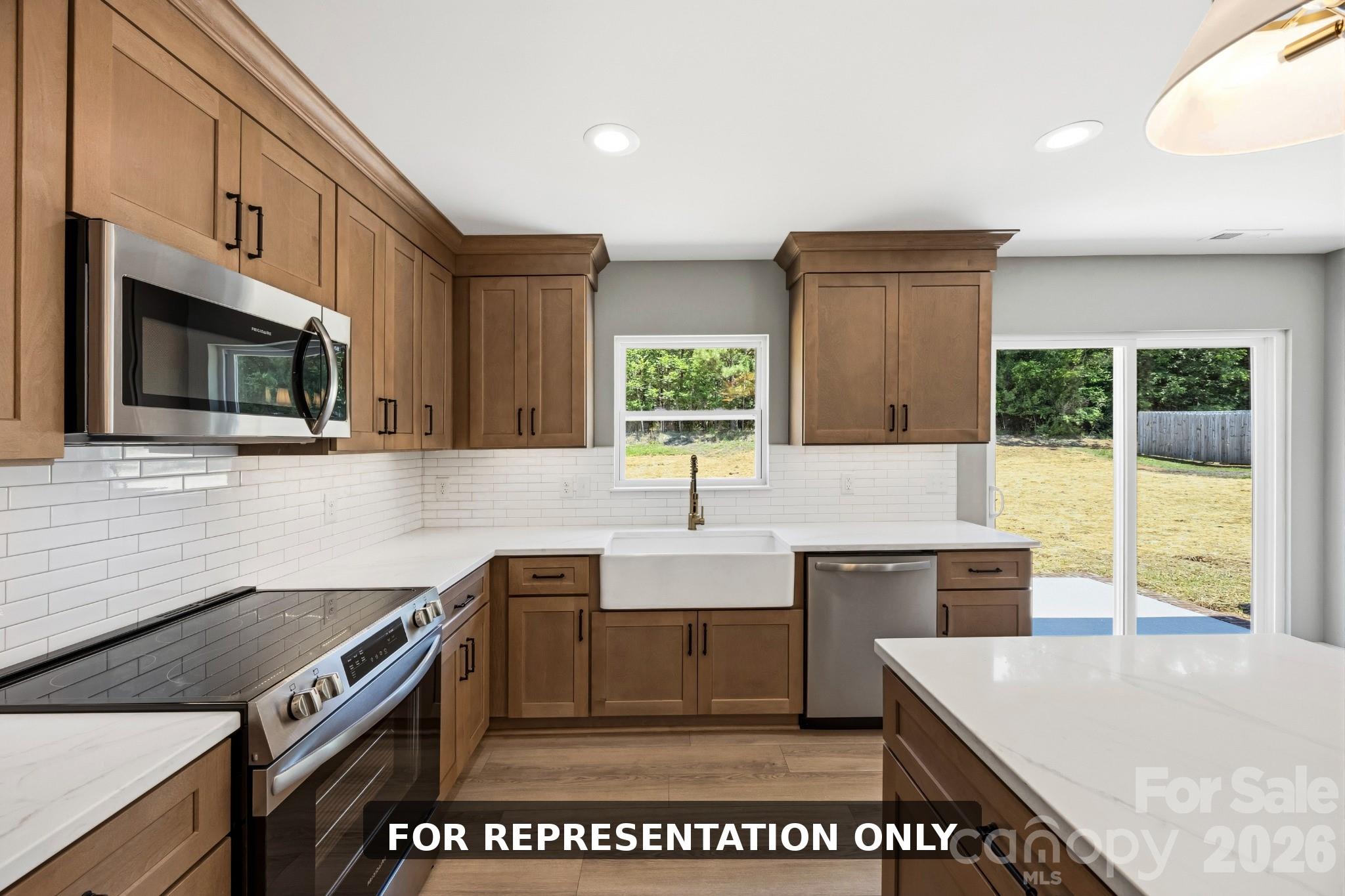 1247 Magnolia Street Property Photo 8