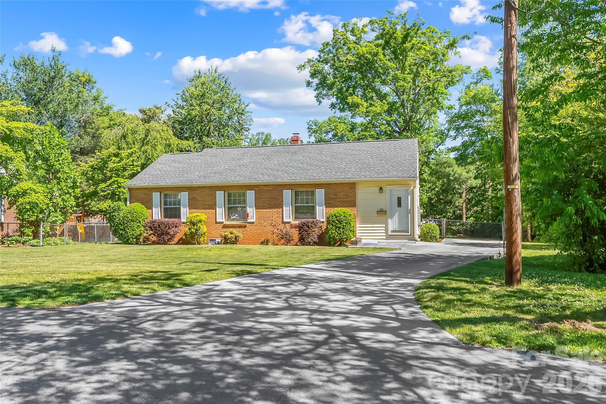 19 Wilburn Road Property Photo 1