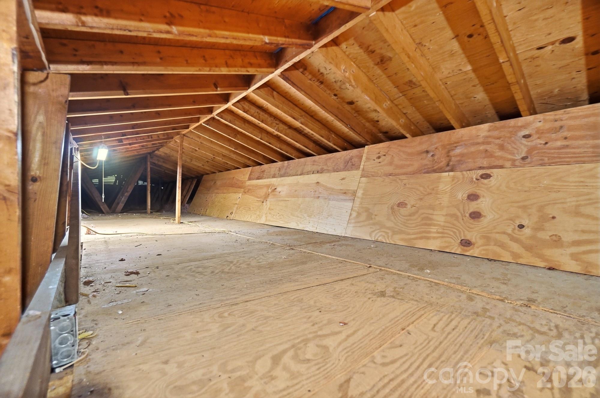 213 Lakeview Drive Property Photo 24