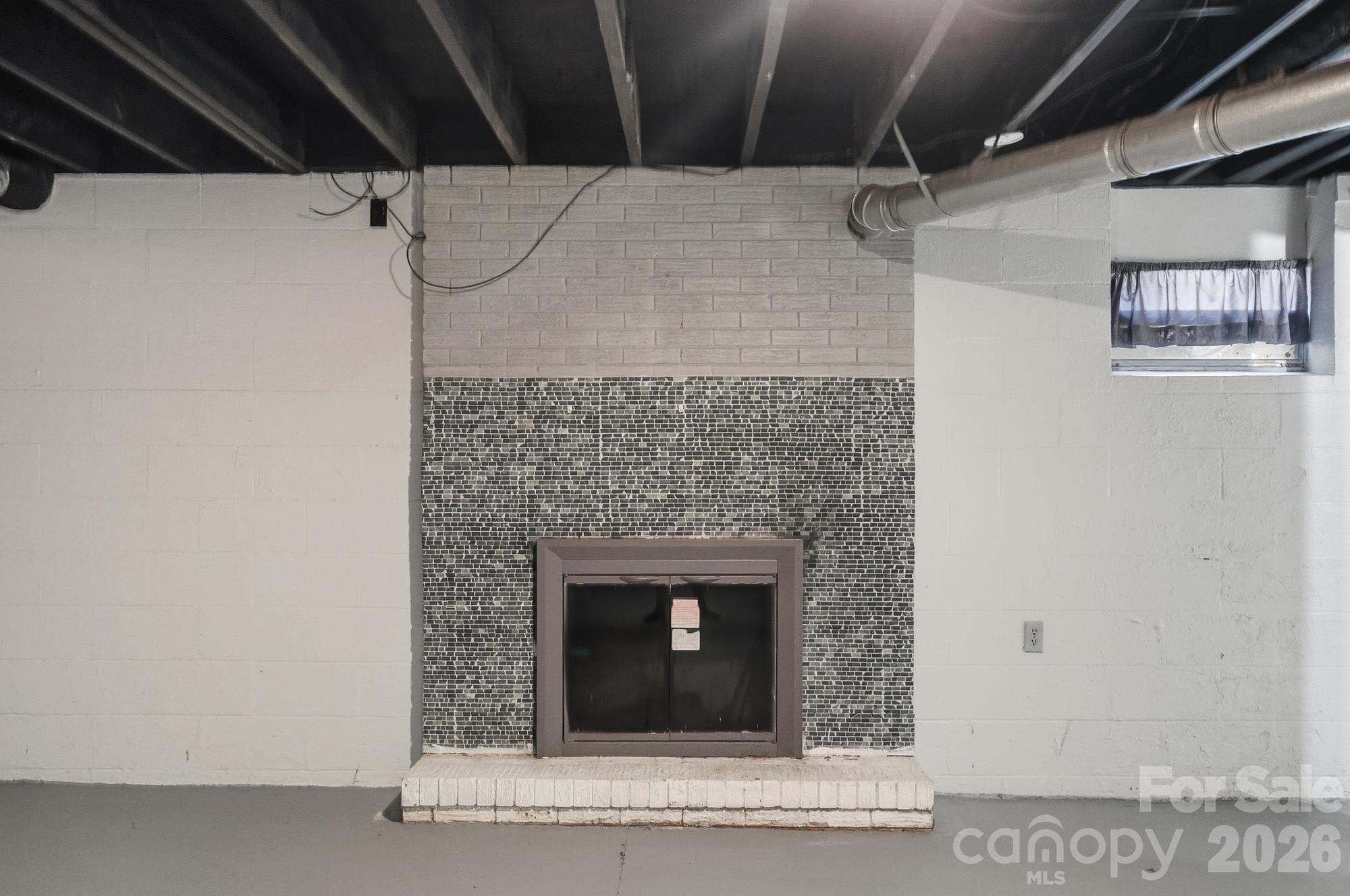 213 Lakeview Drive Property Photo 37