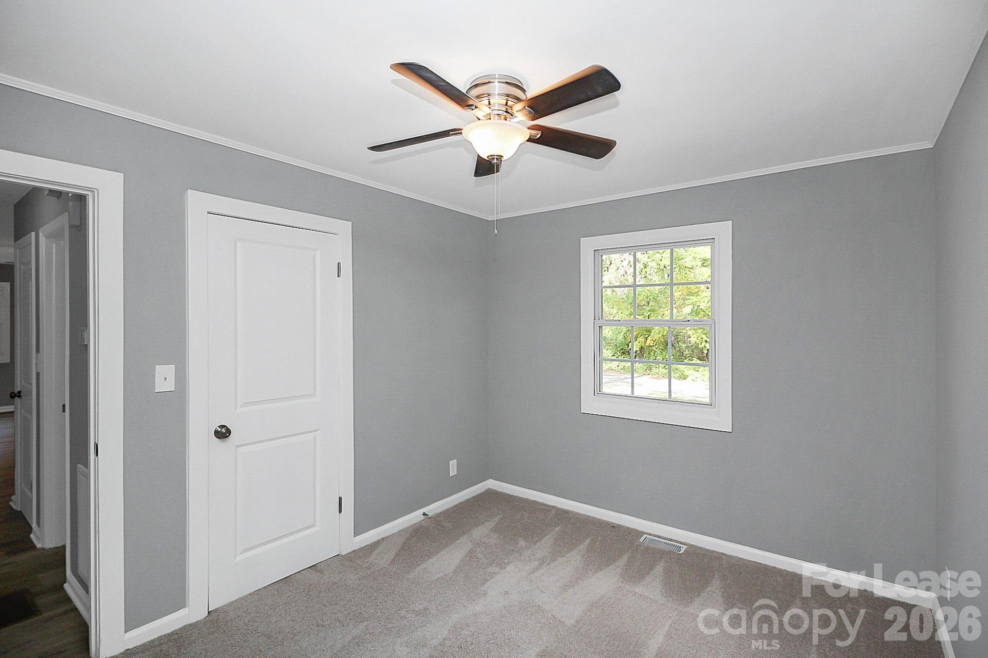 2310 Eastview Circle Property Photo 20