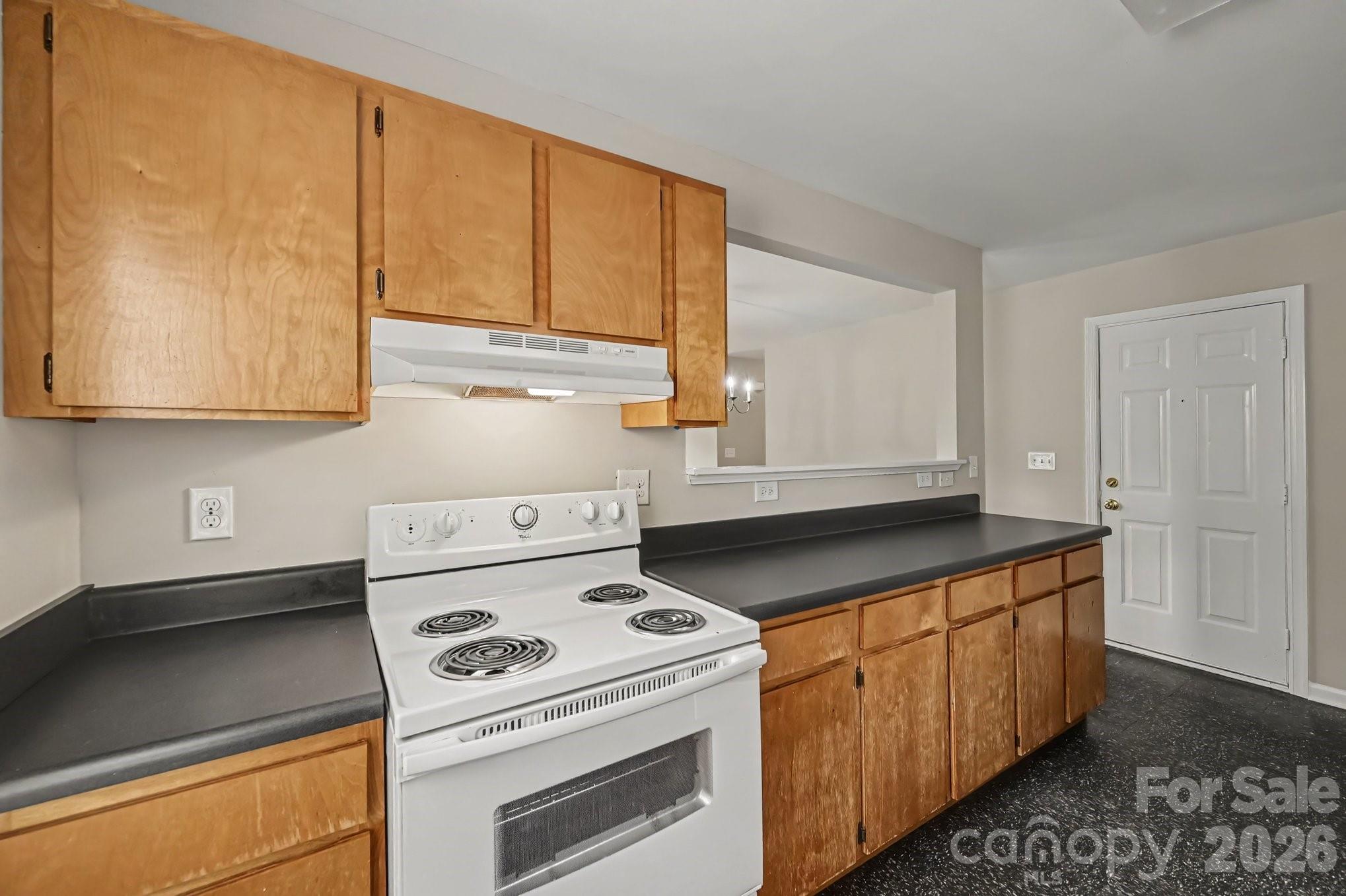 619 Pennsylvania Avenue Property Photo 9