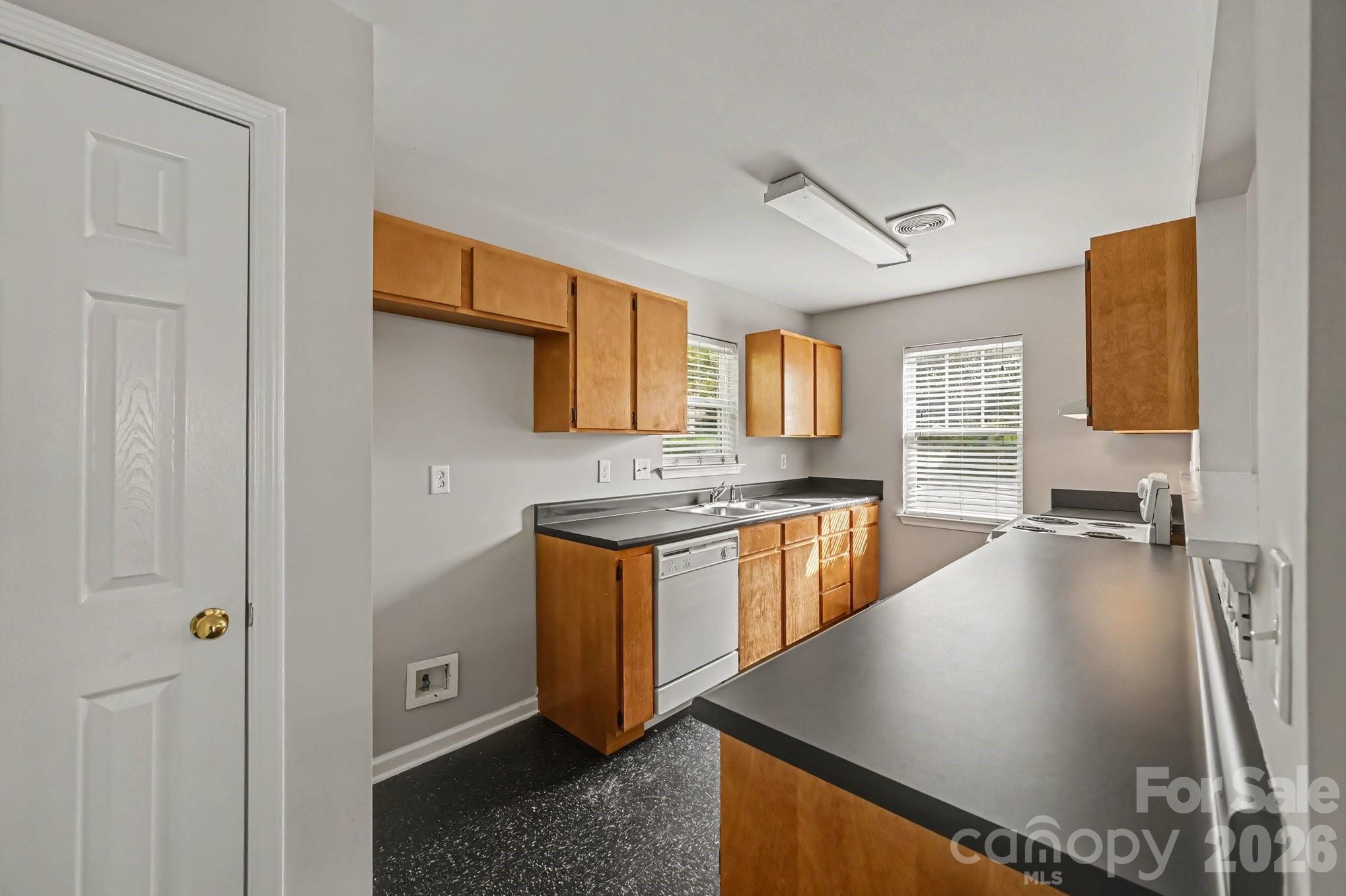 619 Pennsylvania Avenue Property Photo 10