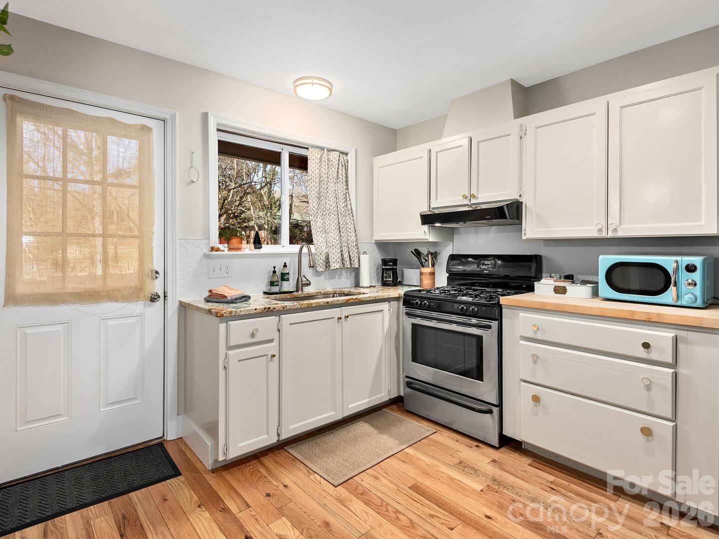 16 Melton Drive Property Photo 9