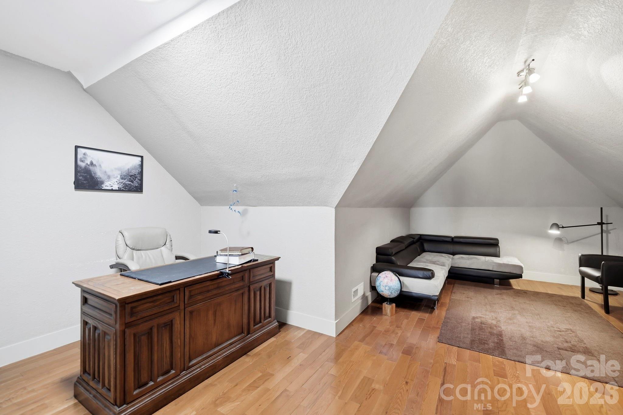 9 Pondberry Court Property Photo 30