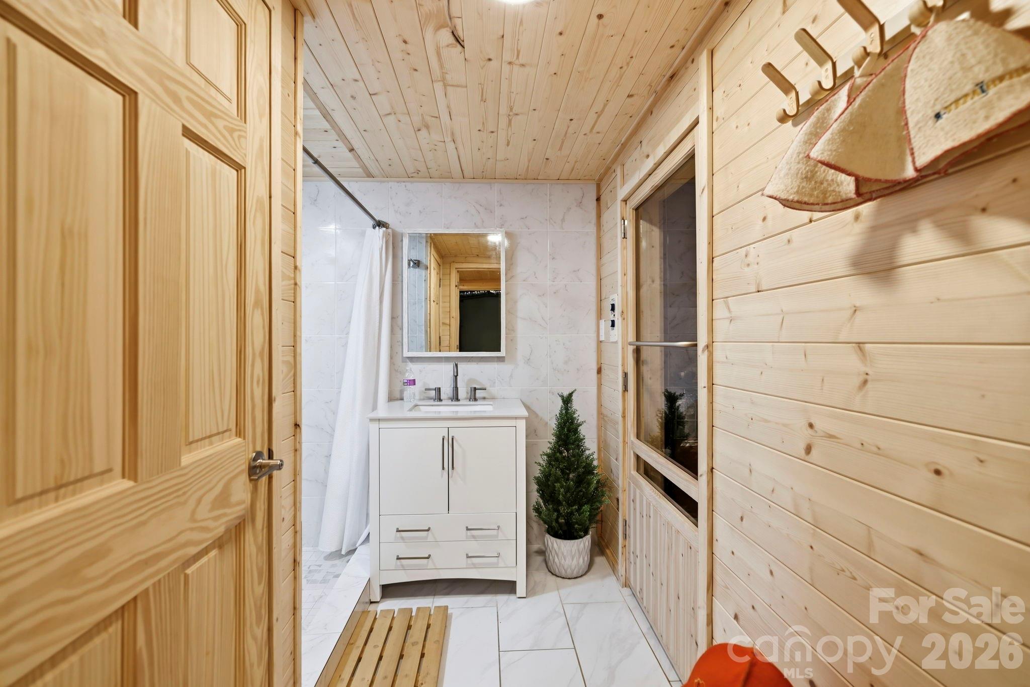 9 Pondberry Court Property Photo 35