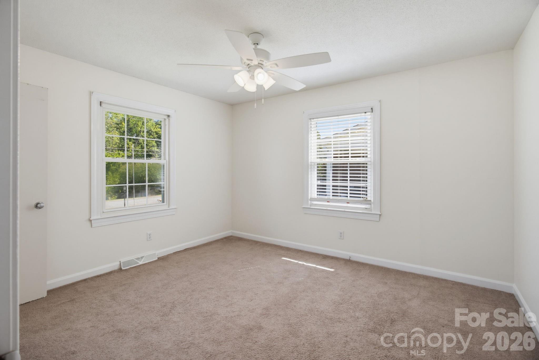 115 Monroe Drive Property Photo 17
