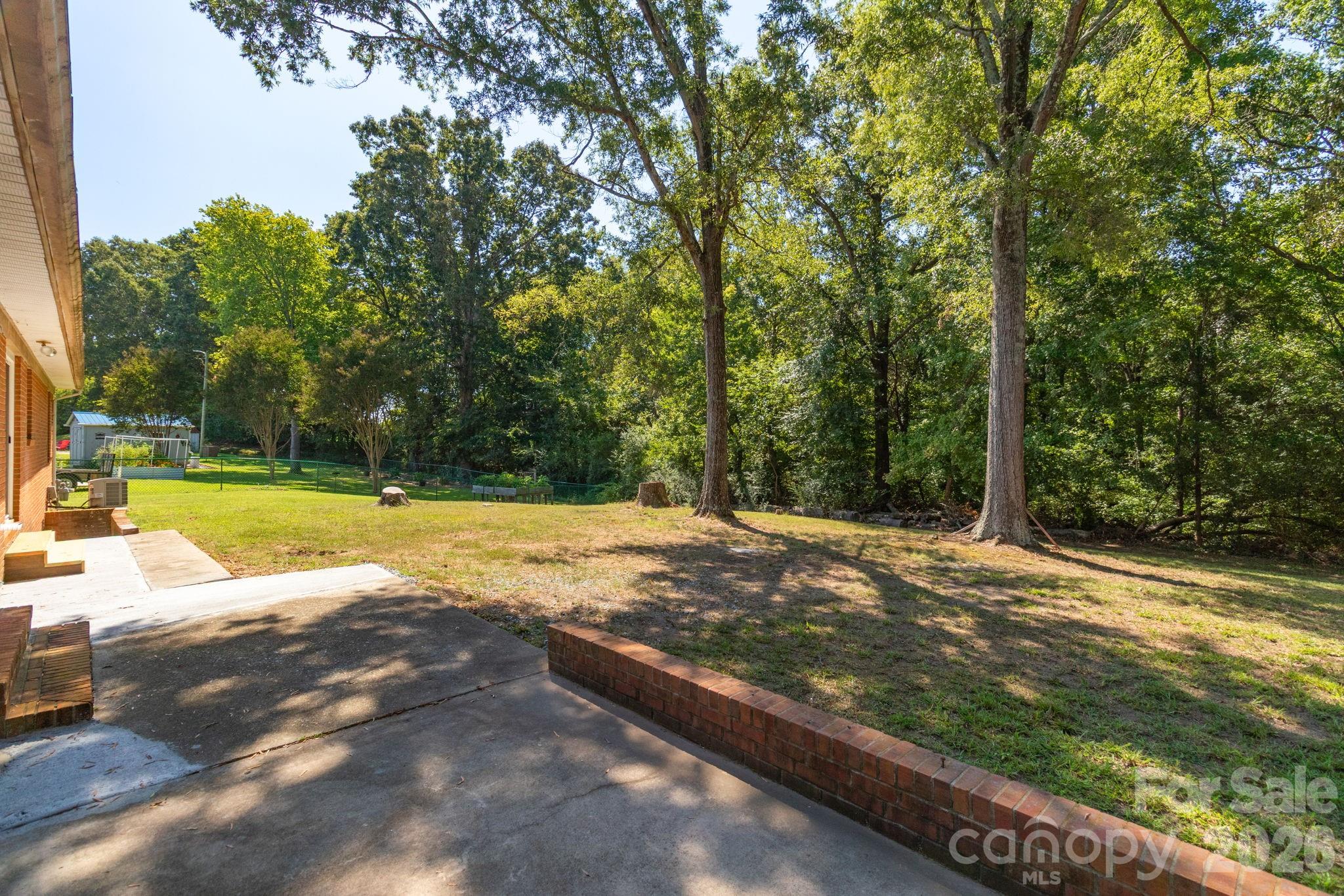 115 Monroe Drive Property Photo 26
