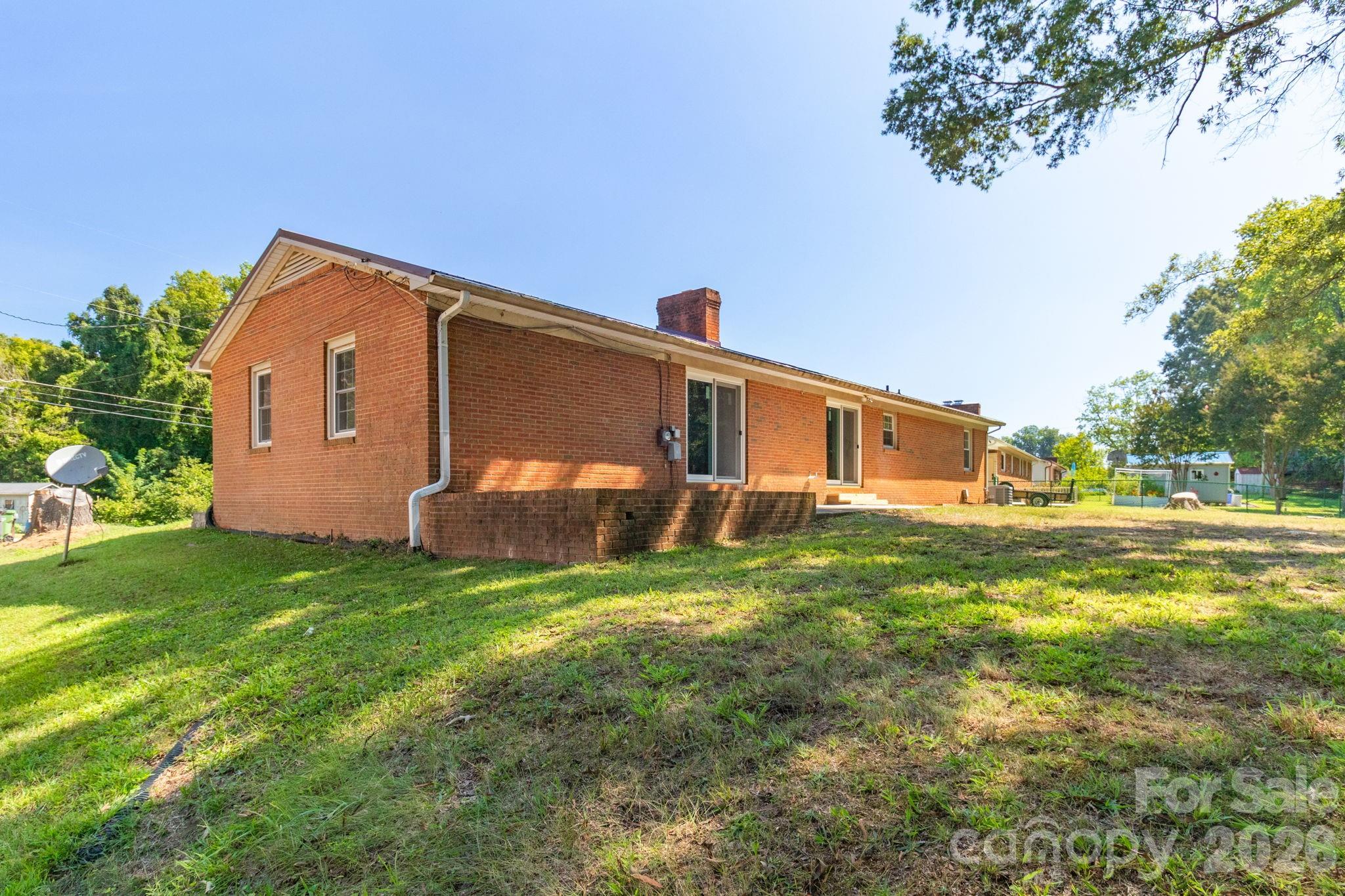 115 Monroe Drive Property Photo 30