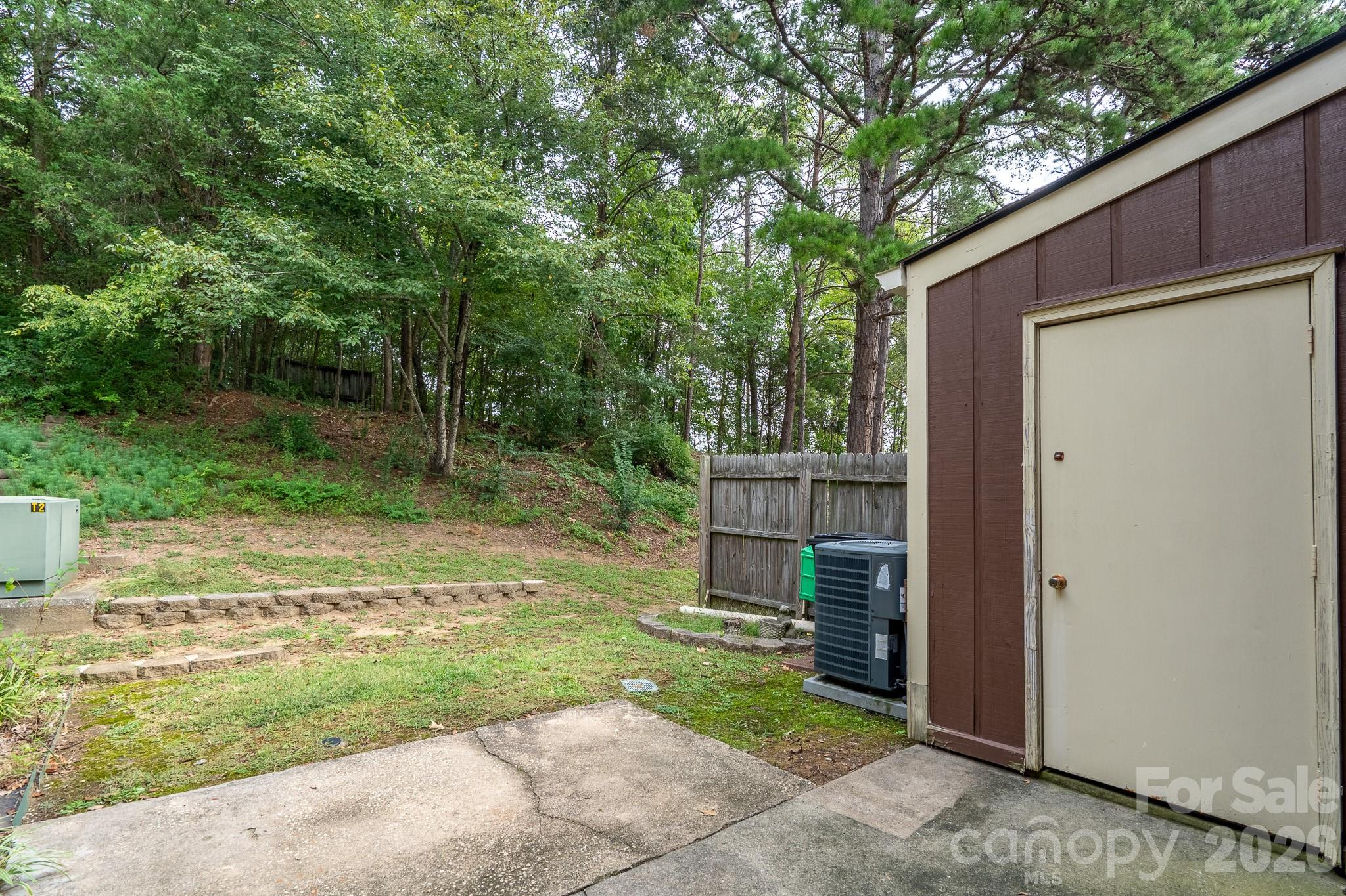 460 Camrose Circle Property Photo 23