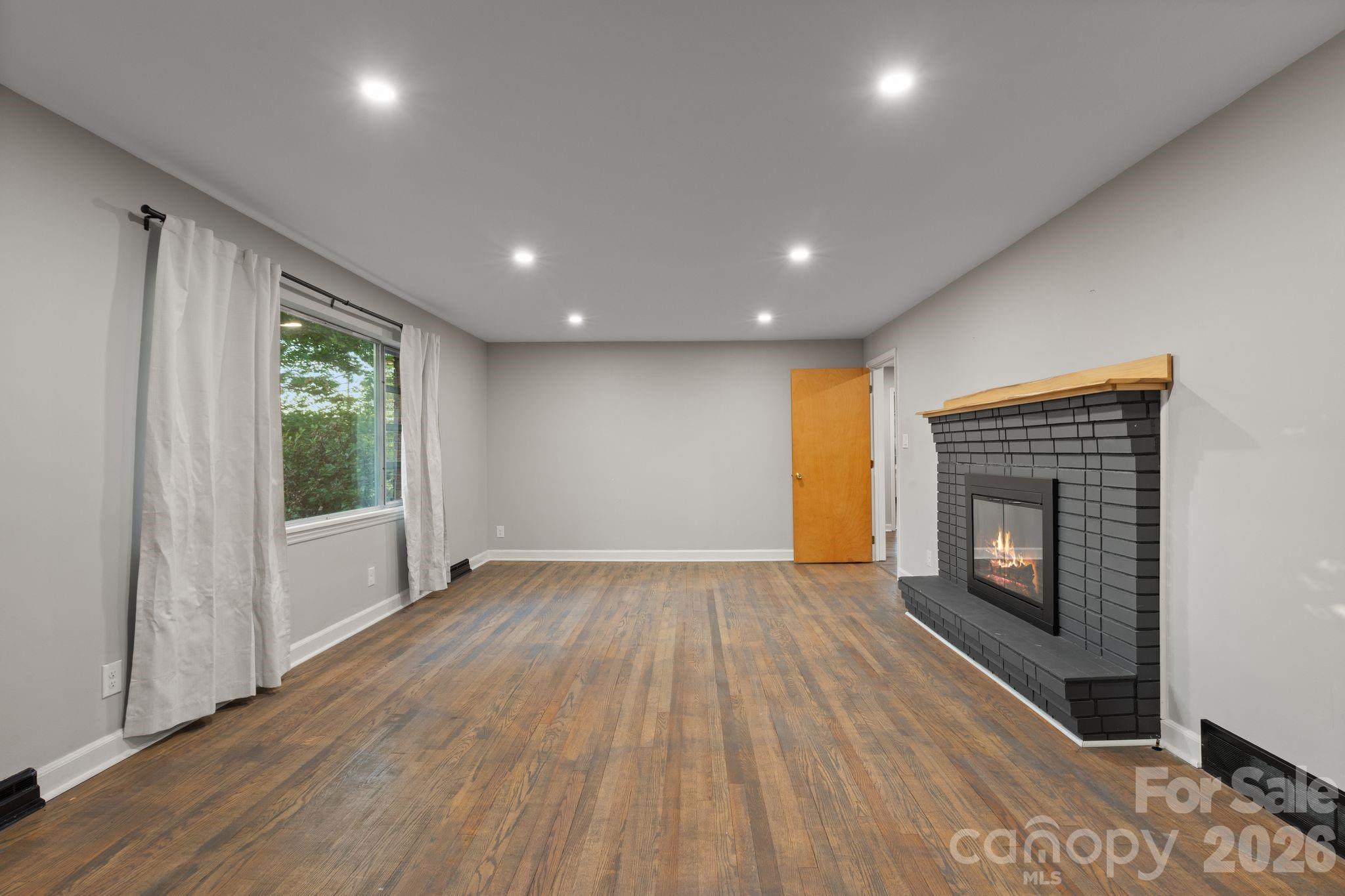 1452 Sweeten Creek Road Property Photo 13