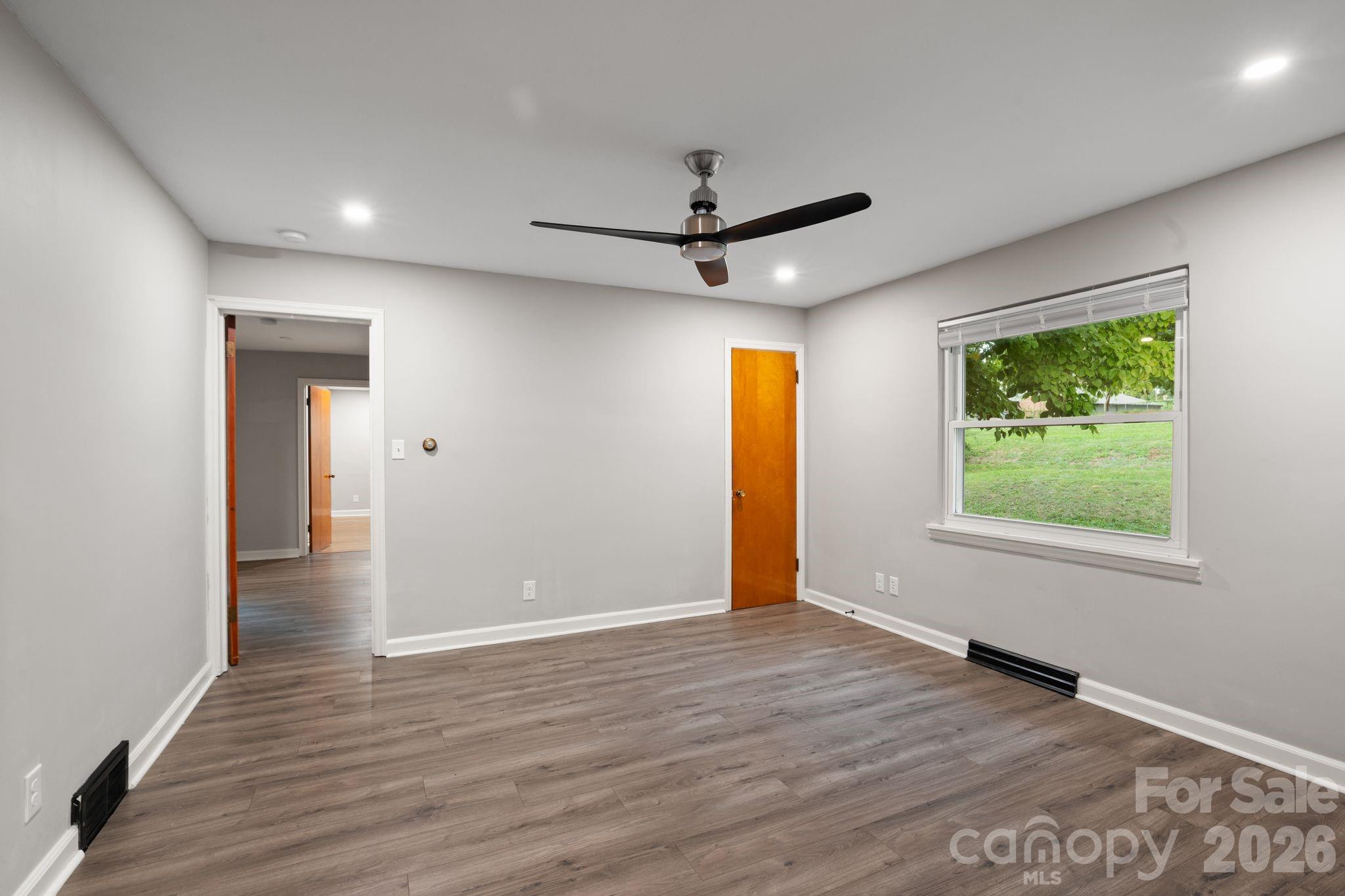 1452 Sweeten Creek Road Property Photo 19