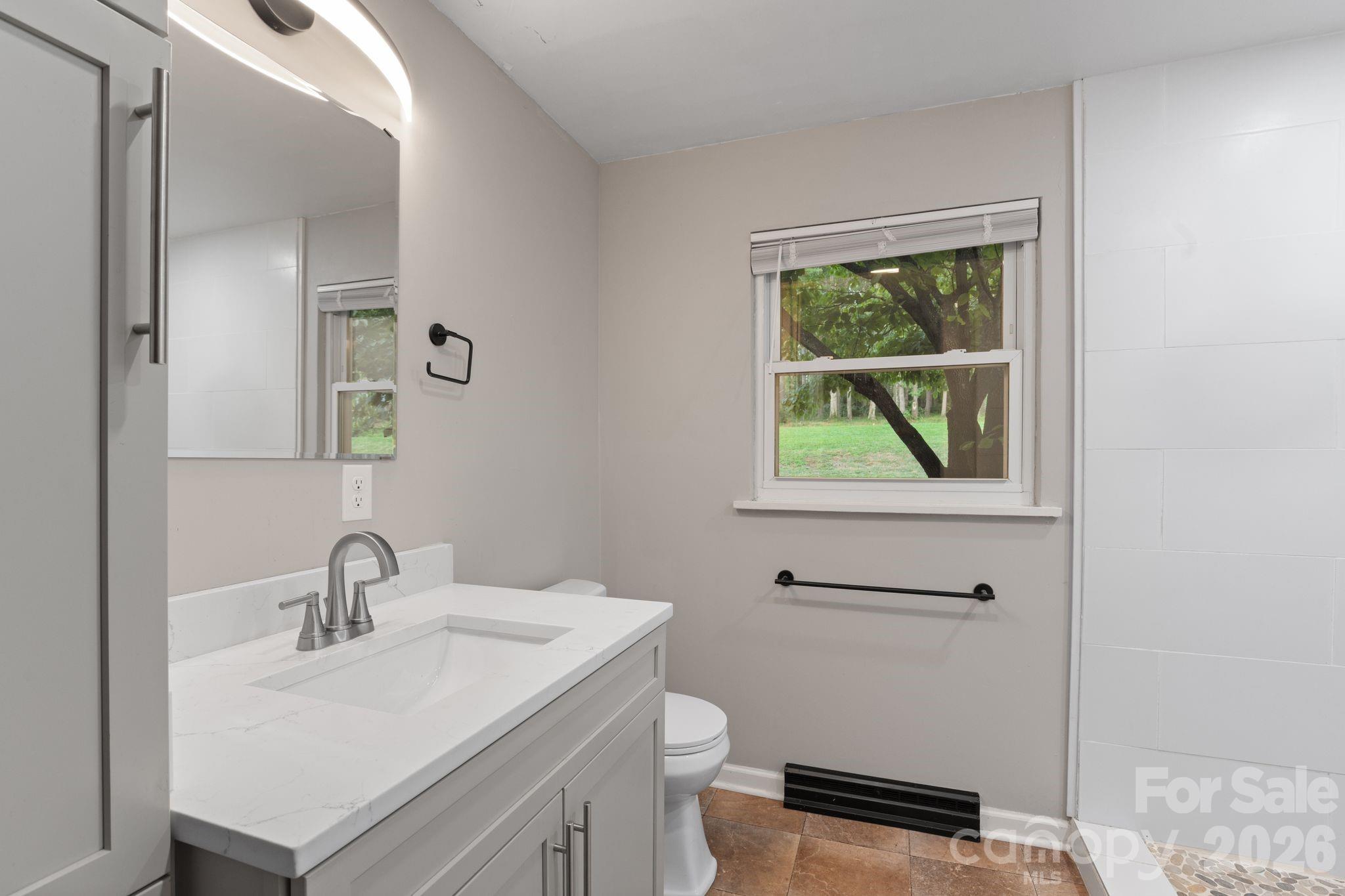1452 Sweeten Creek Road Property Photo 24