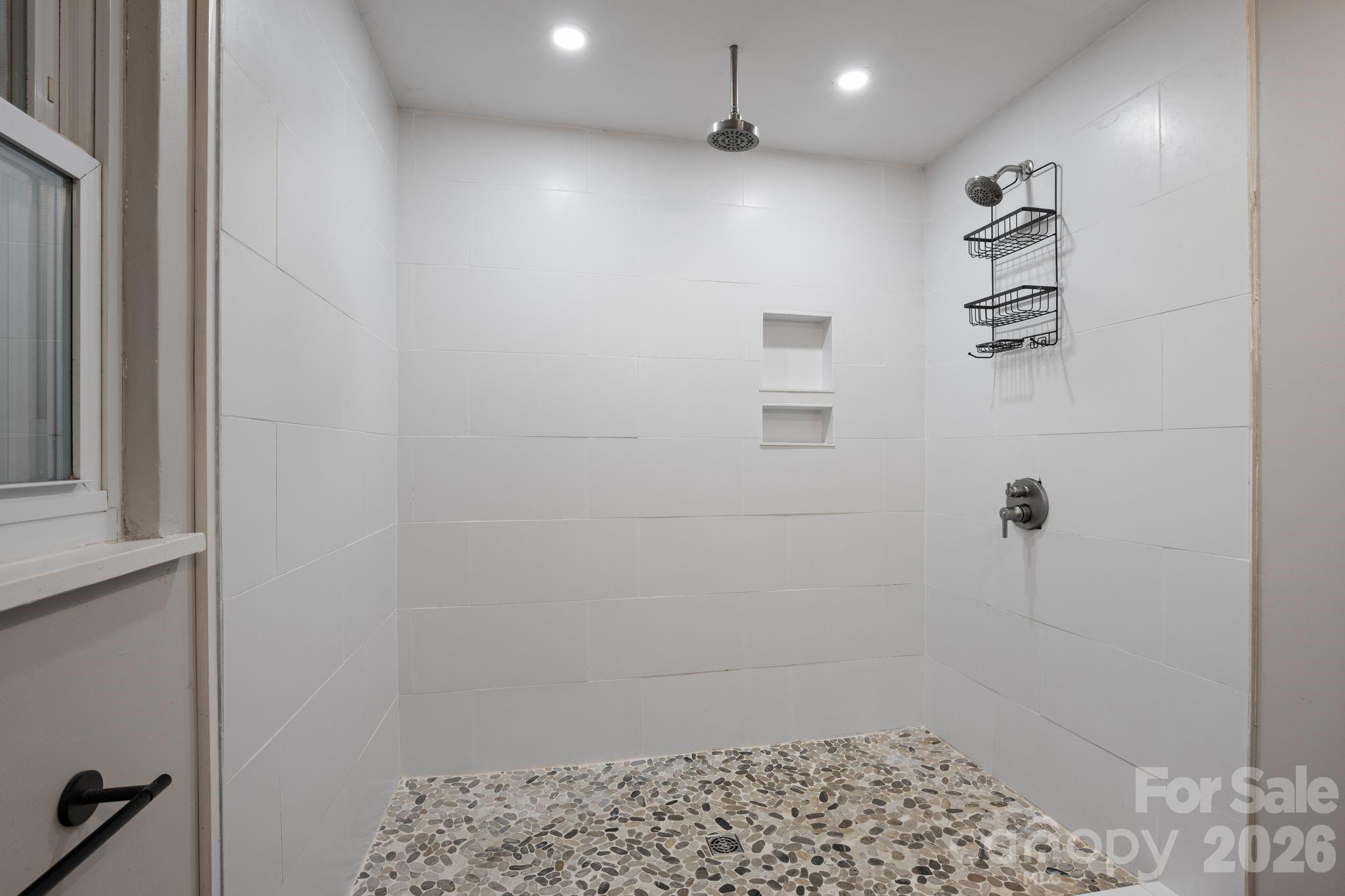 1452 Sweeten Creek Road Property Photo 25