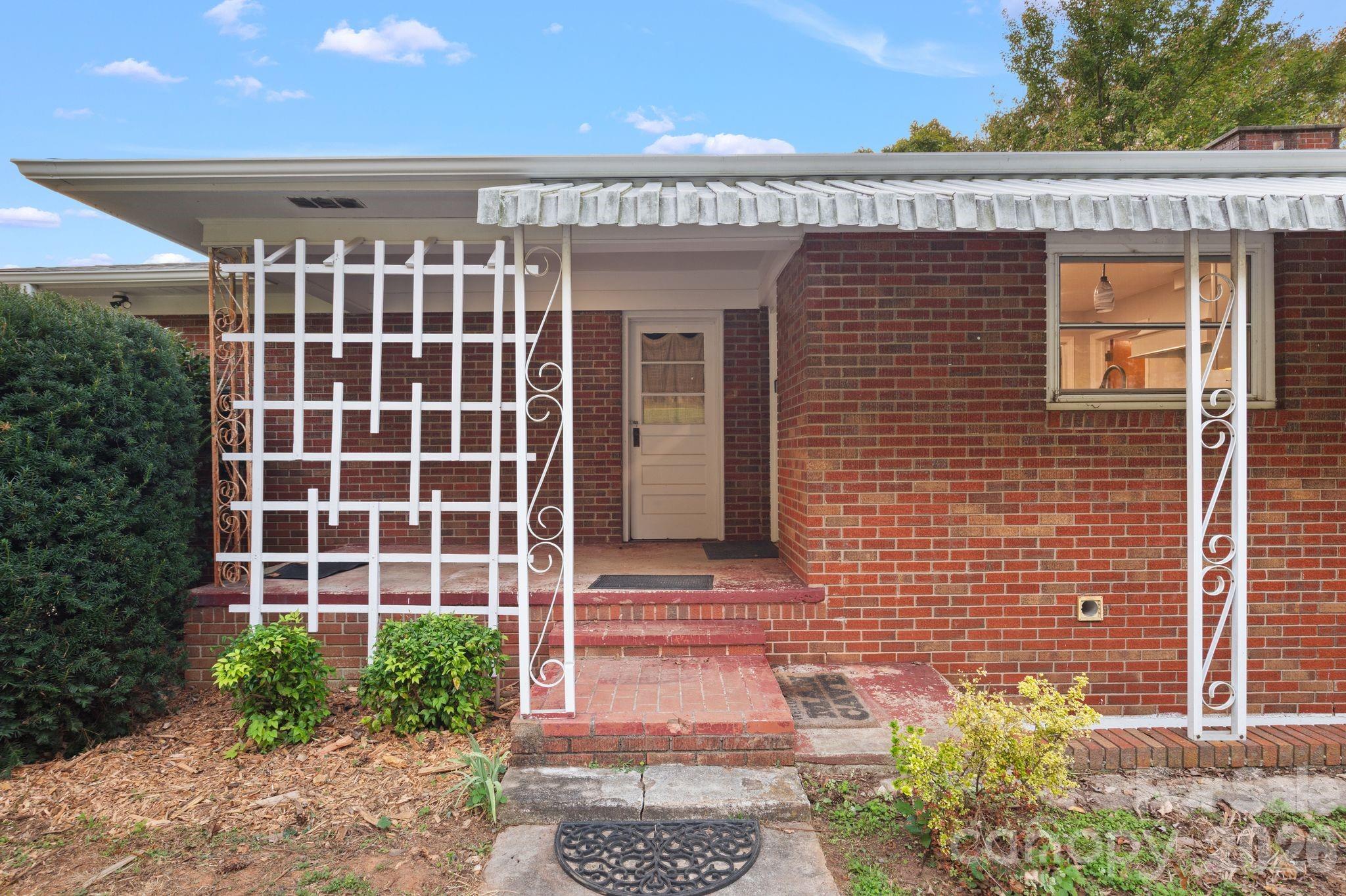 1452 Sweeten Creek Road Property Photo 30