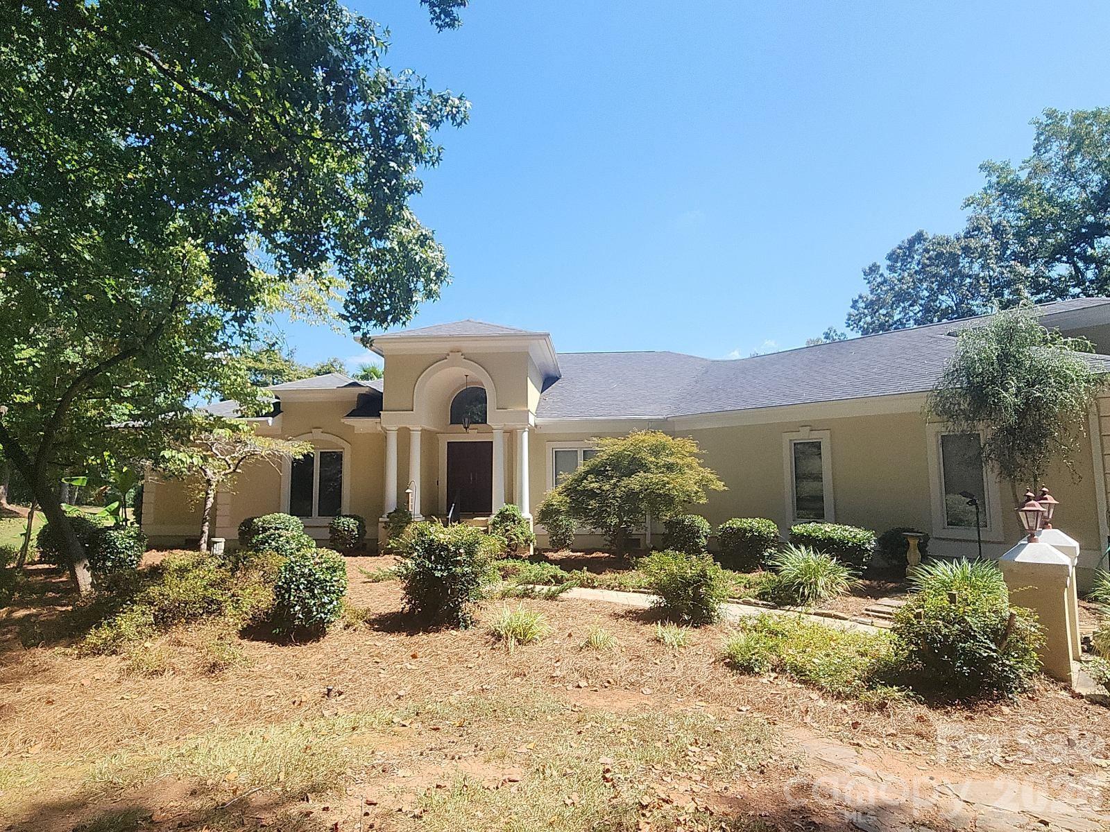602 Fairway Drive Property Photo 1