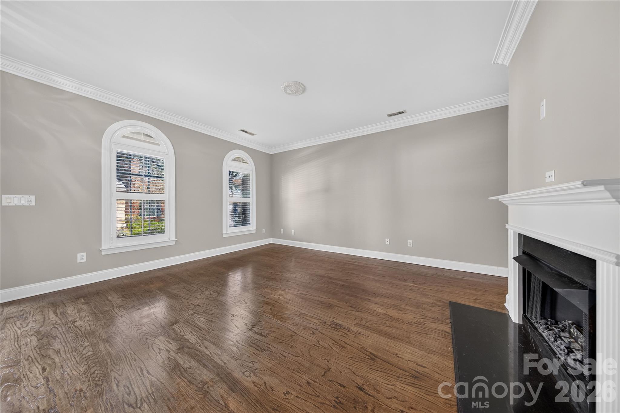 9169 Bonnie Briar Circle Property Photo 5