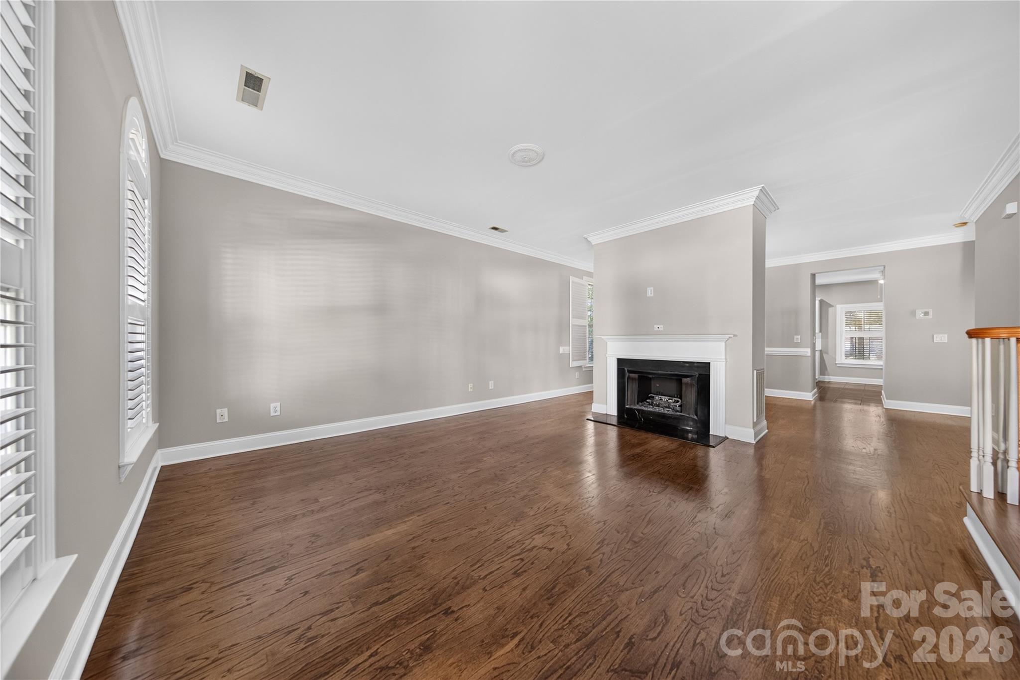 9169 Bonnie Briar Circle Property Photo 6