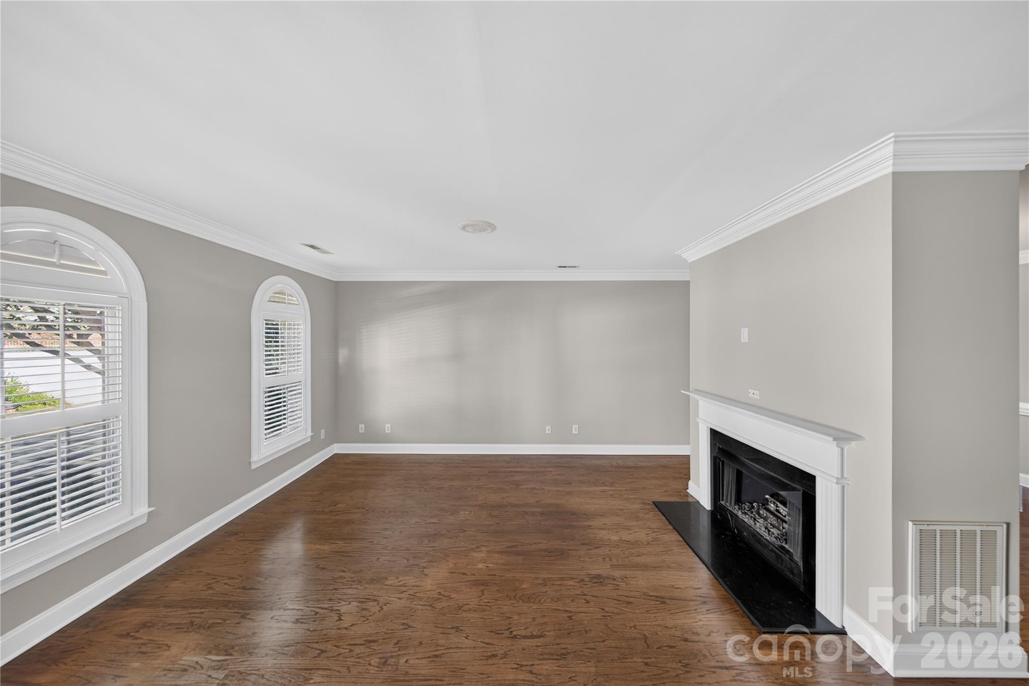 9169 Bonnie Briar Circle Property Photo 7