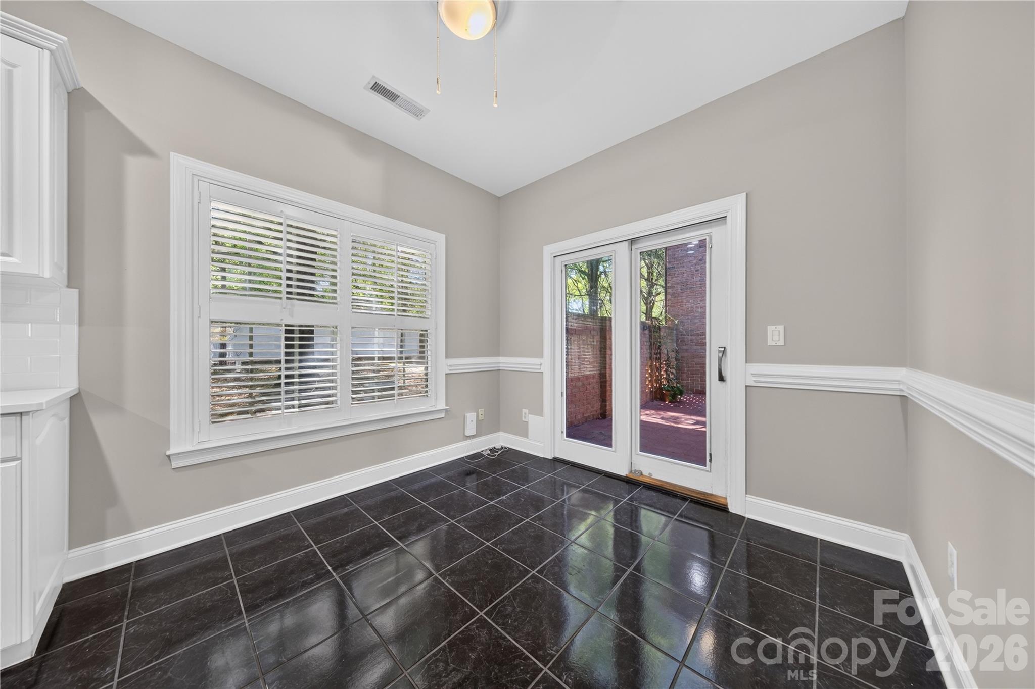 9169 Bonnie Briar Circle Property Photo 15