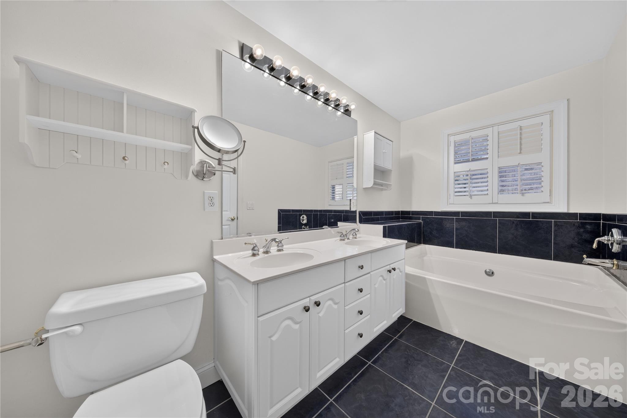 9169 Bonnie Briar Circle Property Photo 19